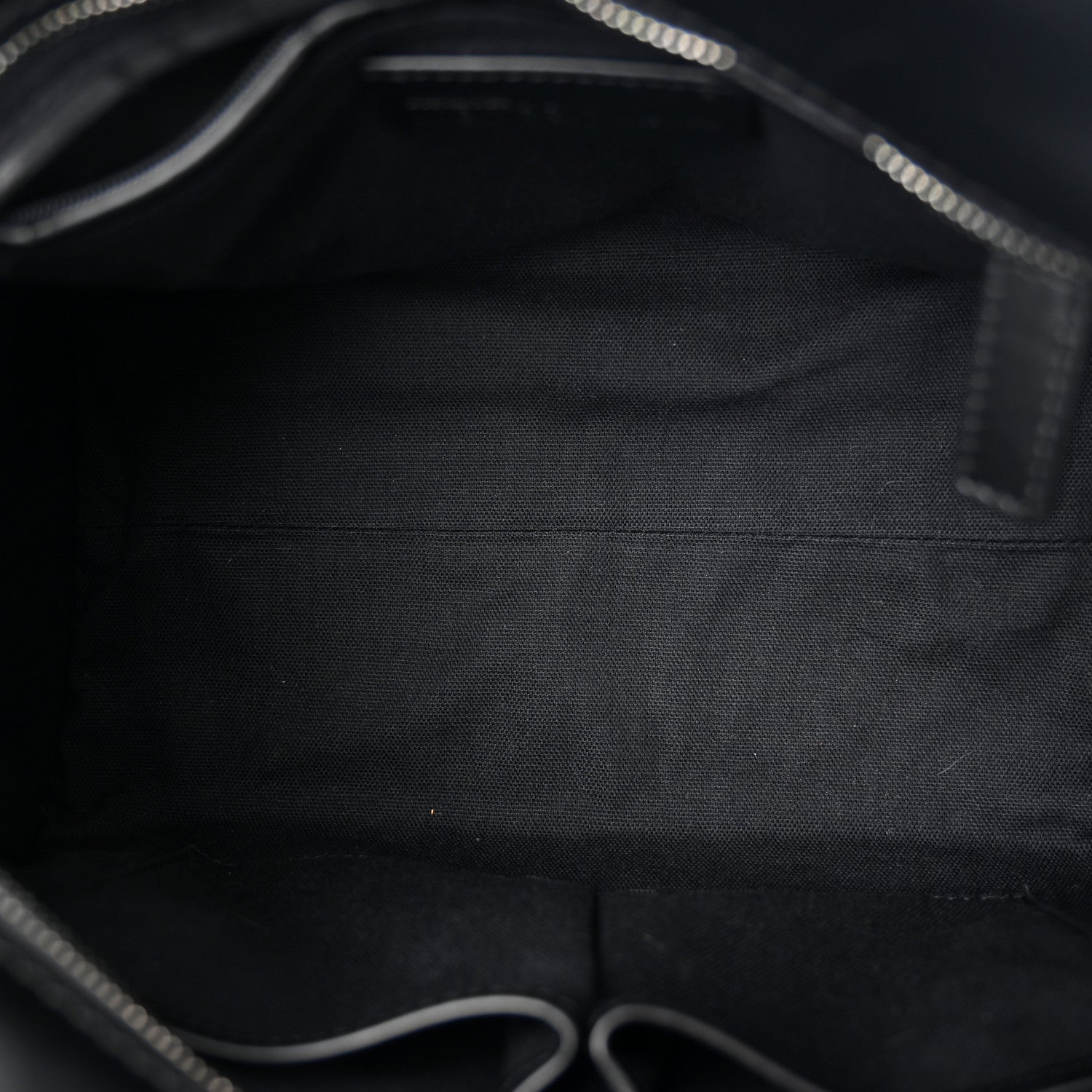 Alexander McQueen Calfskin Crocodile Embossed Small Skull Padlock Zip Around Tote White Black 5 of 13