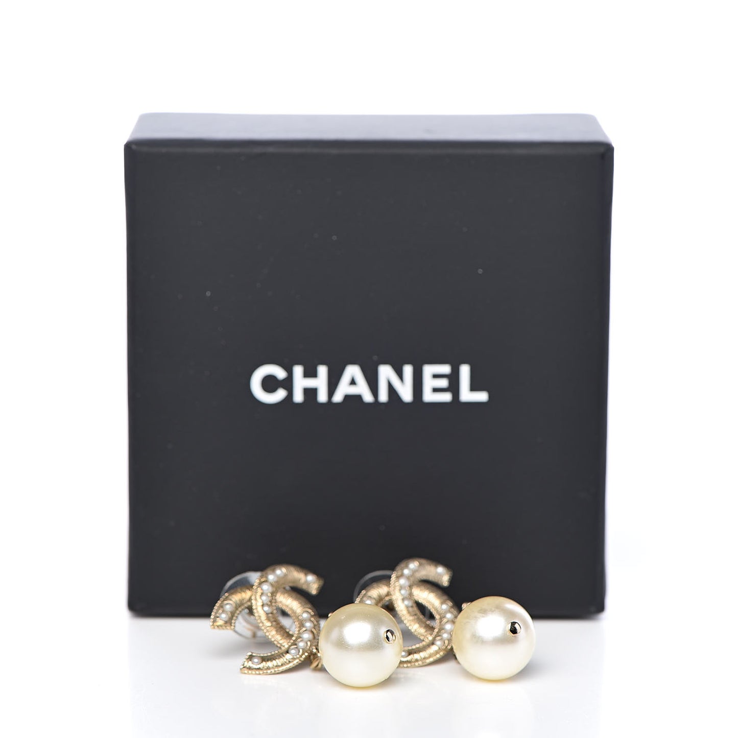 Pearl CC Drop Earrings Gold
