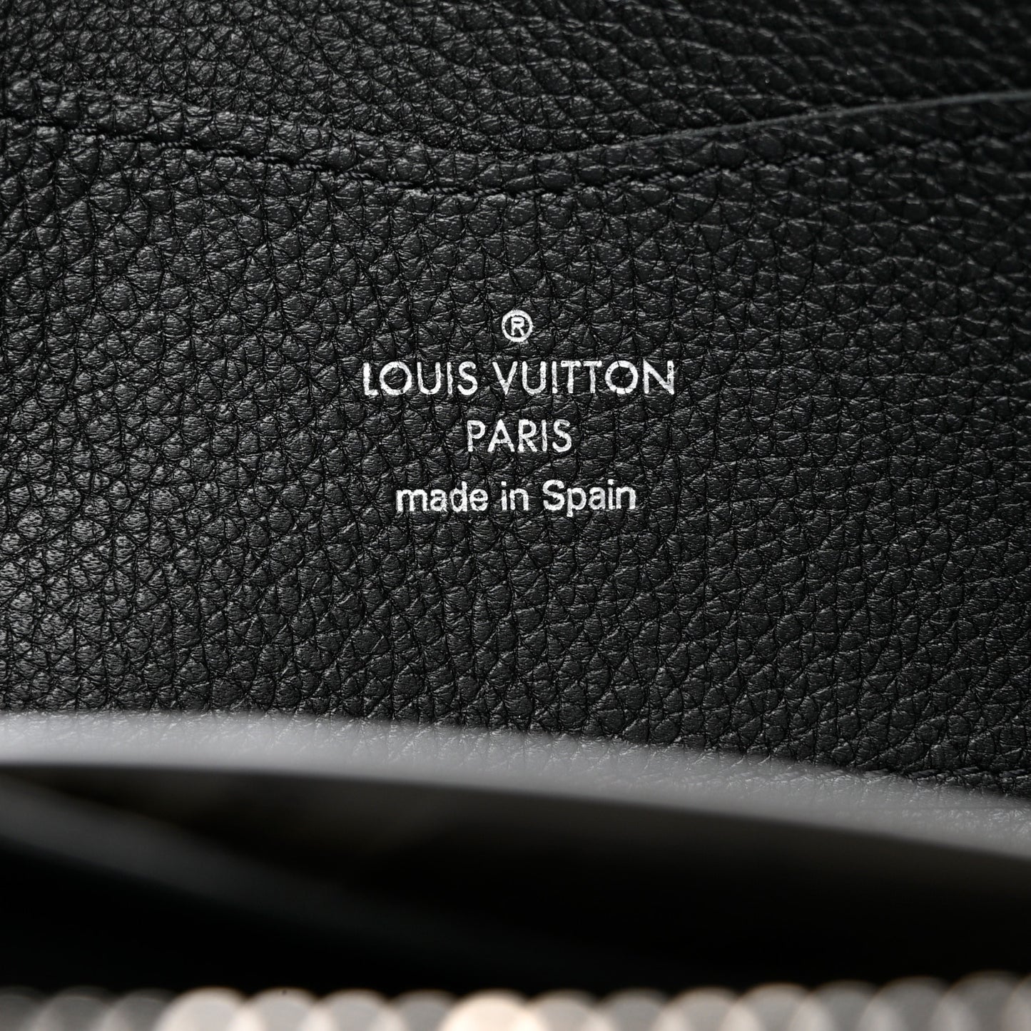 Calfskin Zippy Lockme Wallet Black