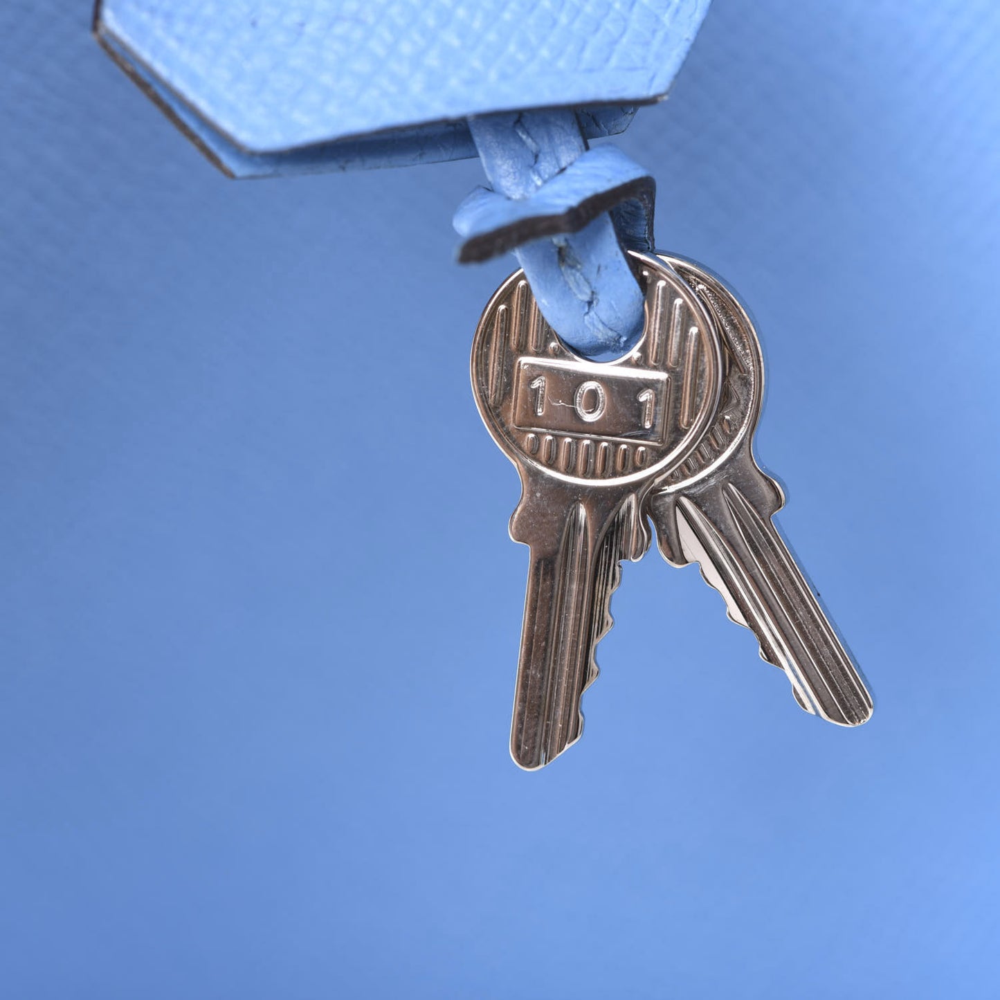 Epsom Kelly Sellier 25 Bleu Paradis