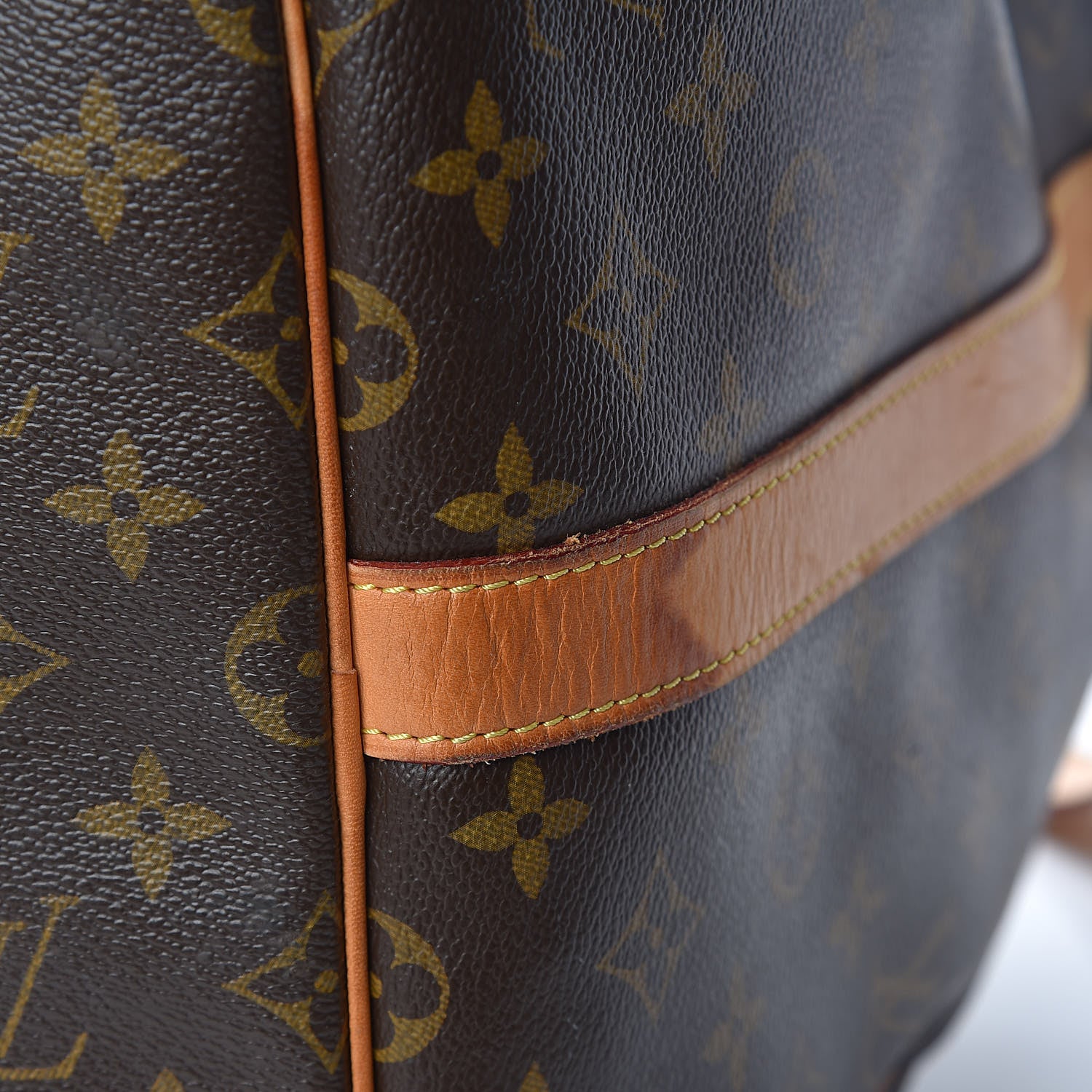 Louis Vuitton Monogram Keepall Bandouliere 55 16 of 24