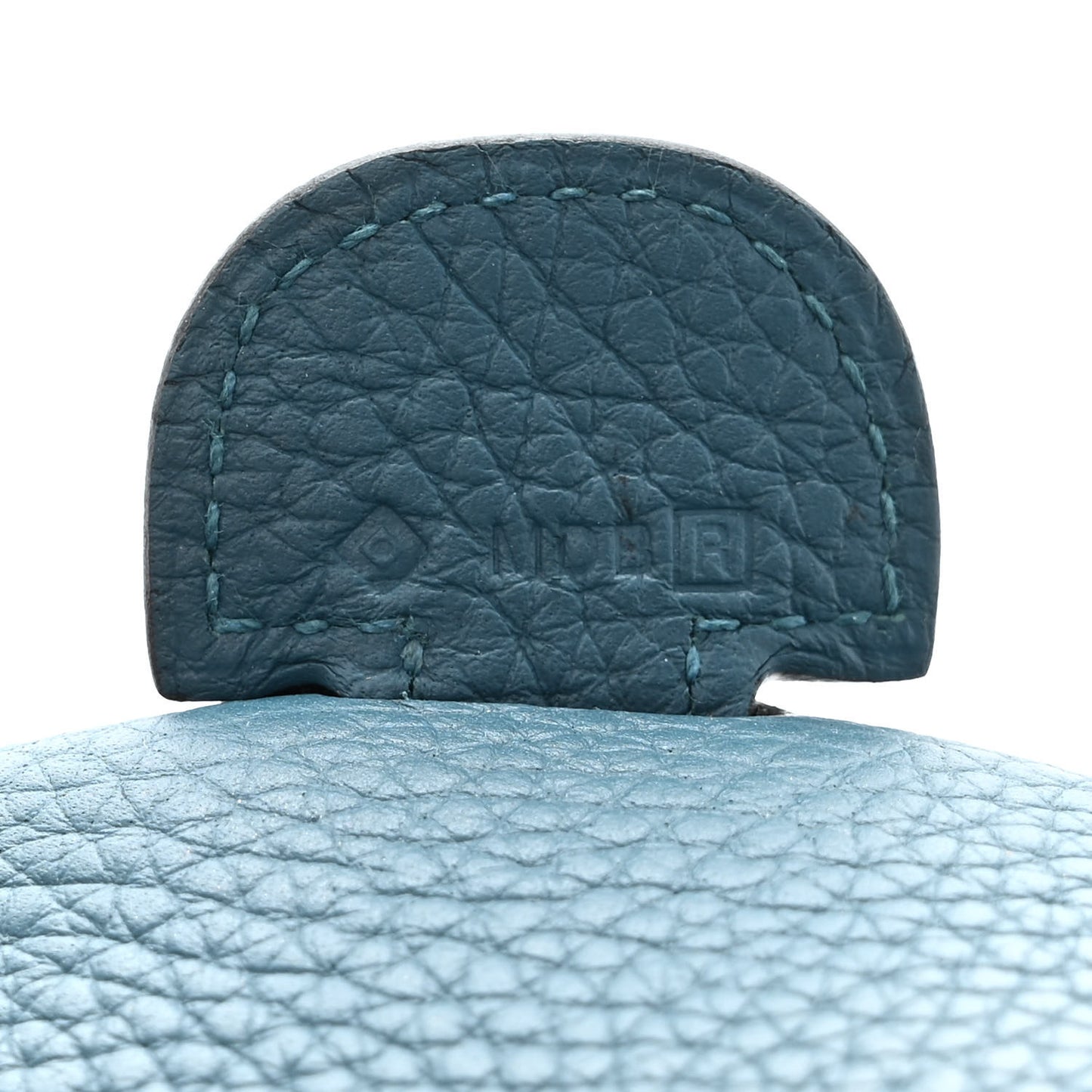 Taurillon Clemence Evelyne III PM Colvert