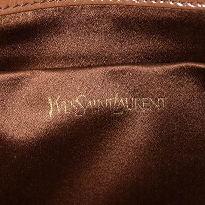 Saint Laurent Textured Patent Calfskin Monogram Large Belle De Jour Clutch Beige 6 of 15