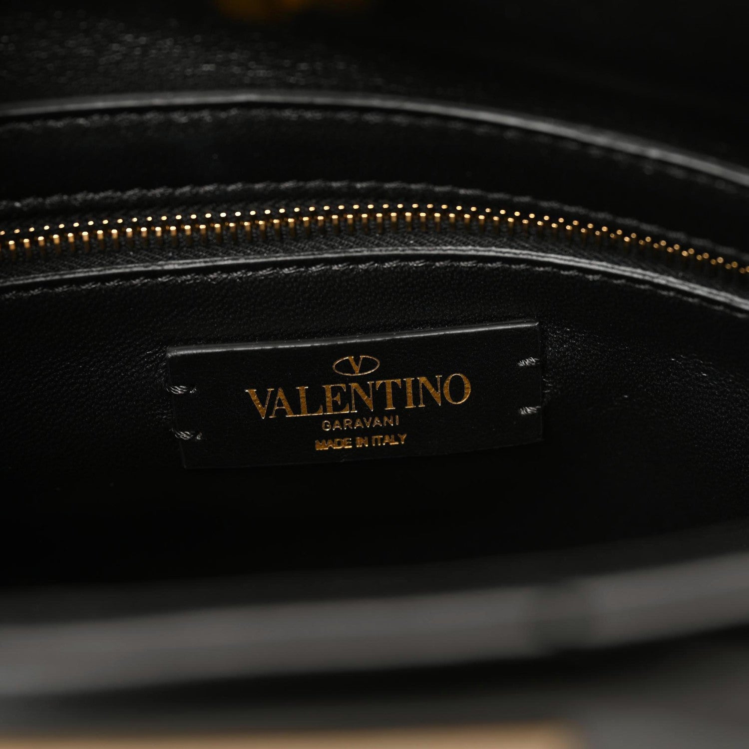 Valentino Garavani Nappa Roman Stud The Handle Bag Black 6 of 8