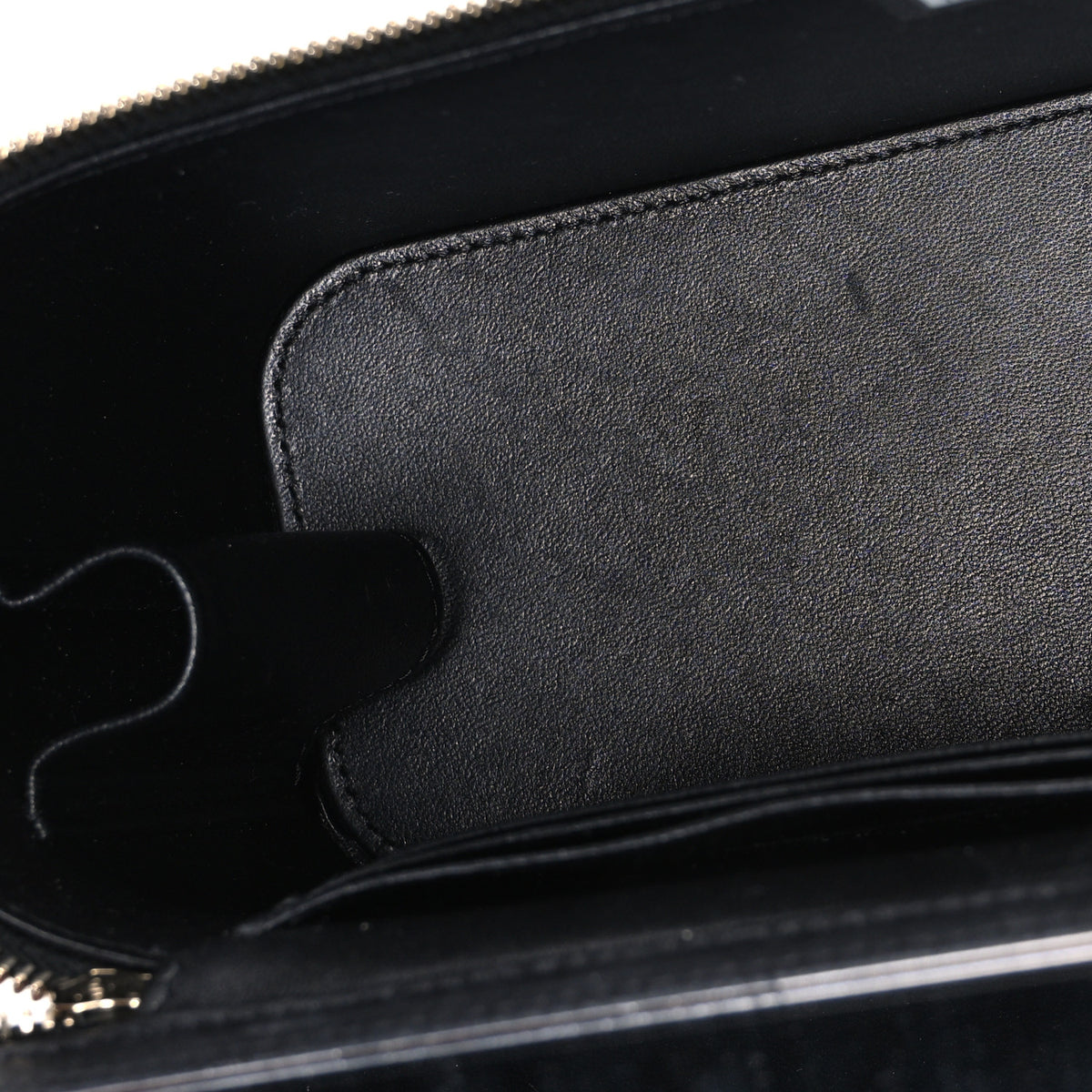 Lambskin Quilted Small Top Handle Vanity Case With Chain Black
