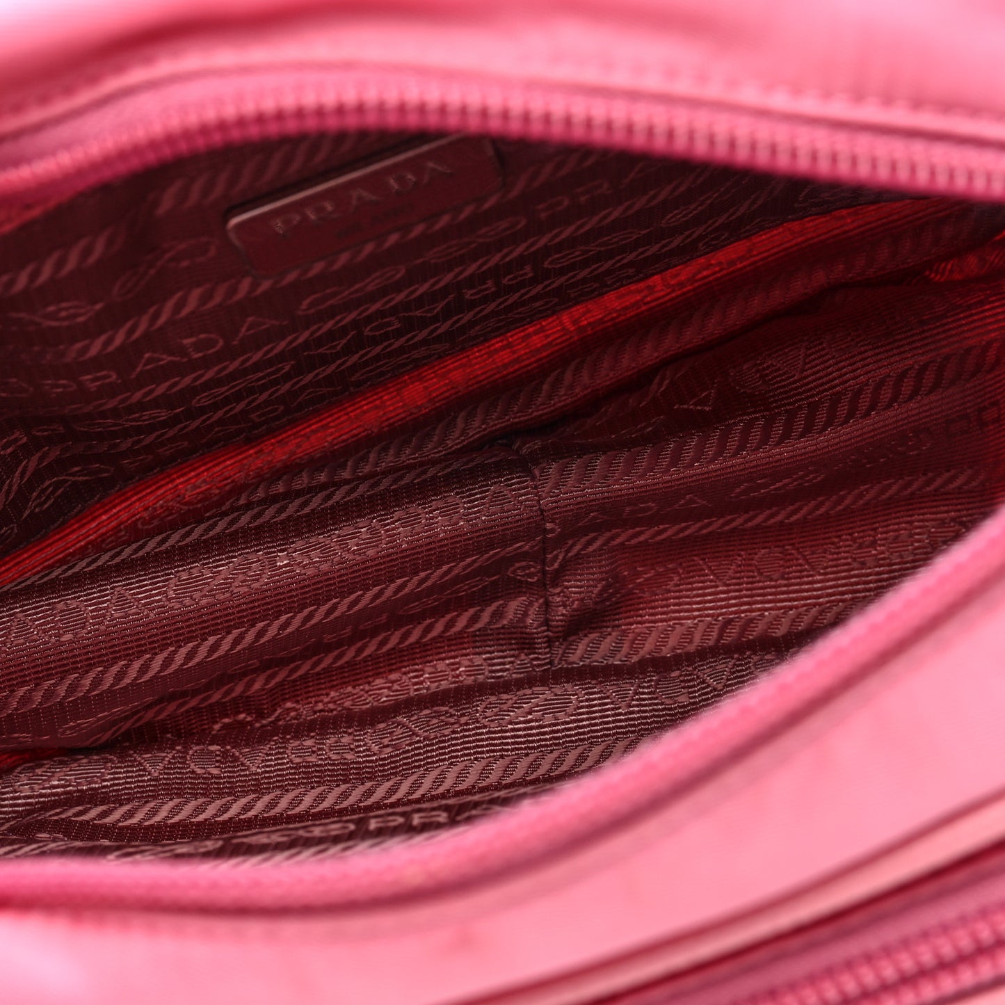 Tessuto Nylon Saffiano Brique Crossbody Bag Re-Edition 2005 Begonia