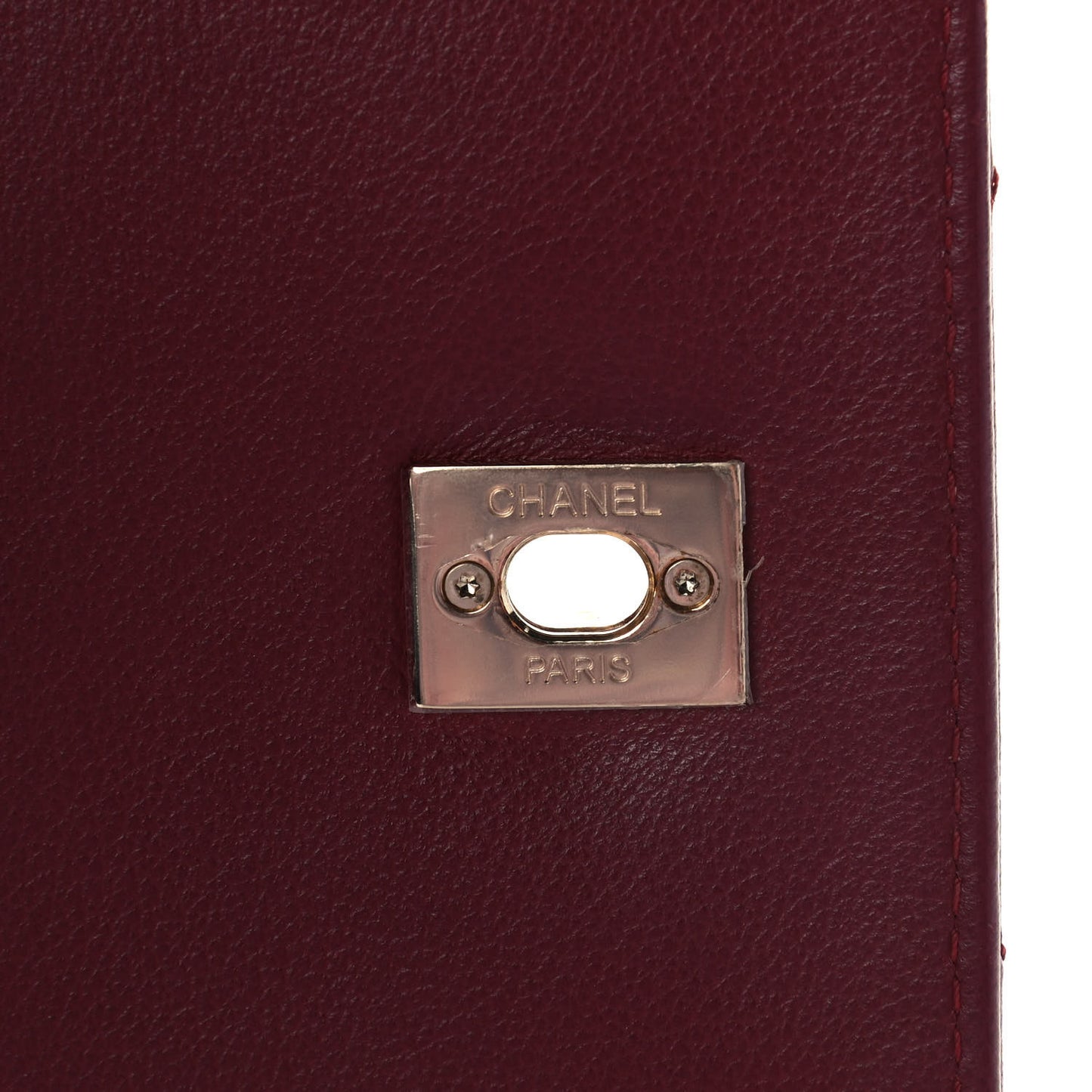 Grained Calfskin Stitched Chevron Medium Chic Top Handle Flap Red