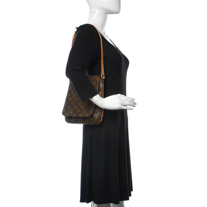 Louis Vuitton Monogram Musette Salsa 2 of 9