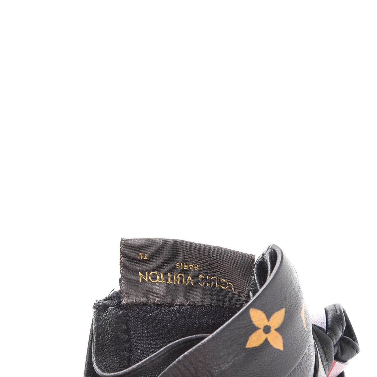 Louis Vuitton Lambskin Monogram Glovette 5 of 6