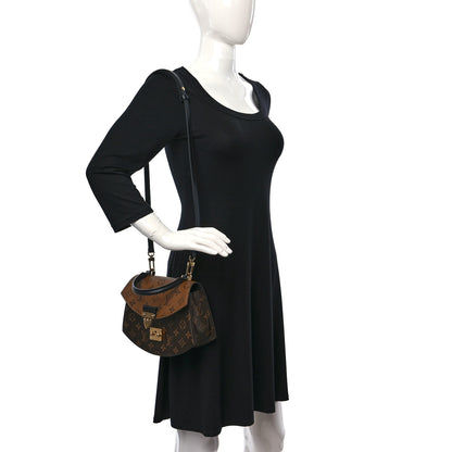 Louis Vuitton Reverse Monogram Tilsitt 2 of 9