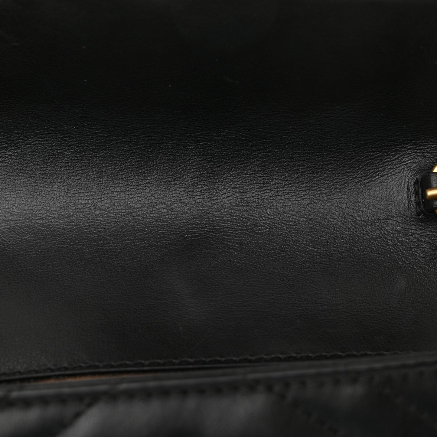 Calfskin Matelasse Super Mini GG Marmont Shoulder Bag Black