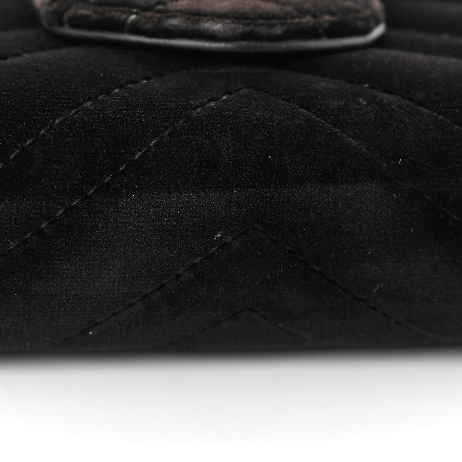 Gucci Velvet Matelasse GG Marmont Chain Wallet Black 14 of 18