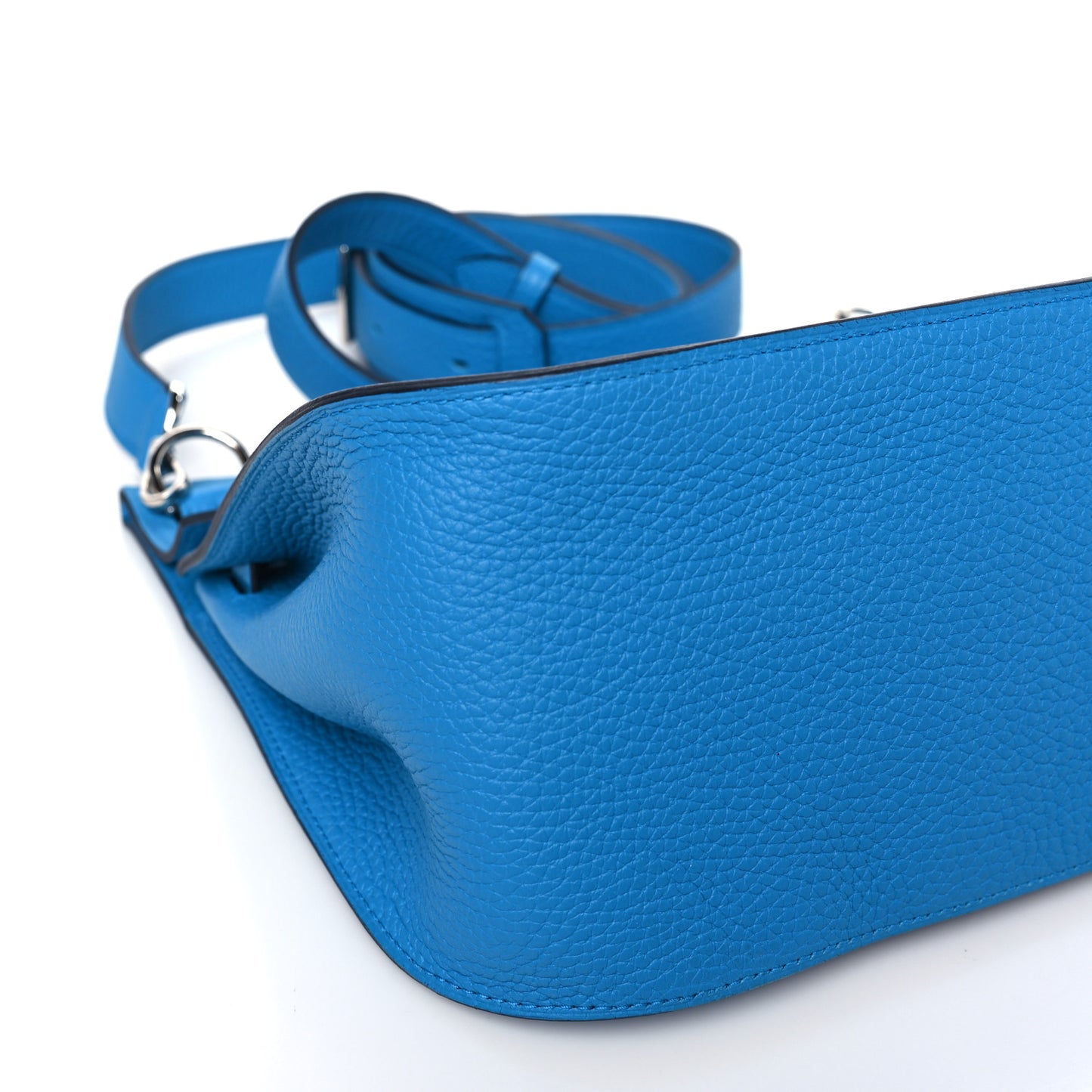 Taurillon Clemence Jypsiere 28 Bleu Frida