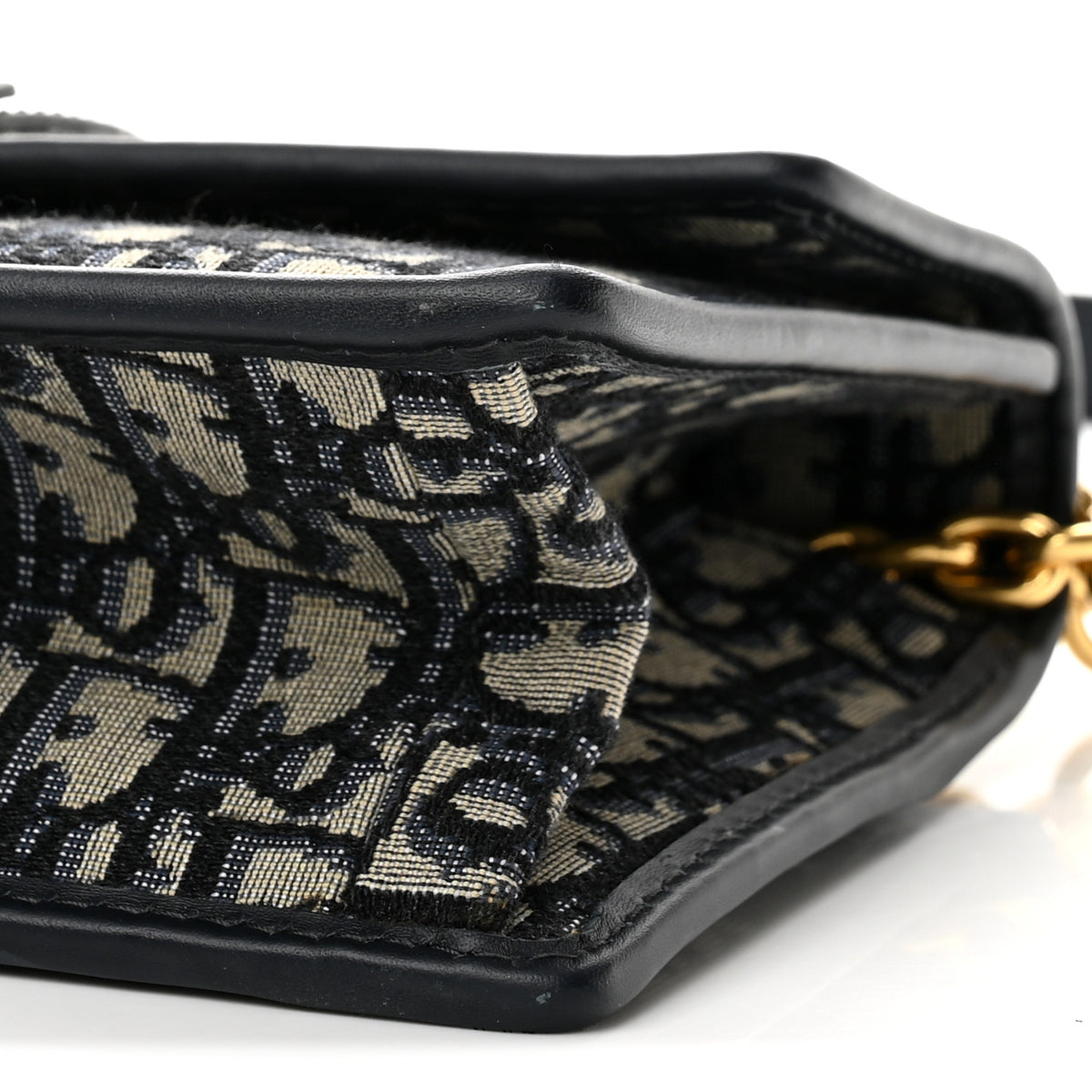 Oblique 30 Montaigne Chain Flap Bag Blue