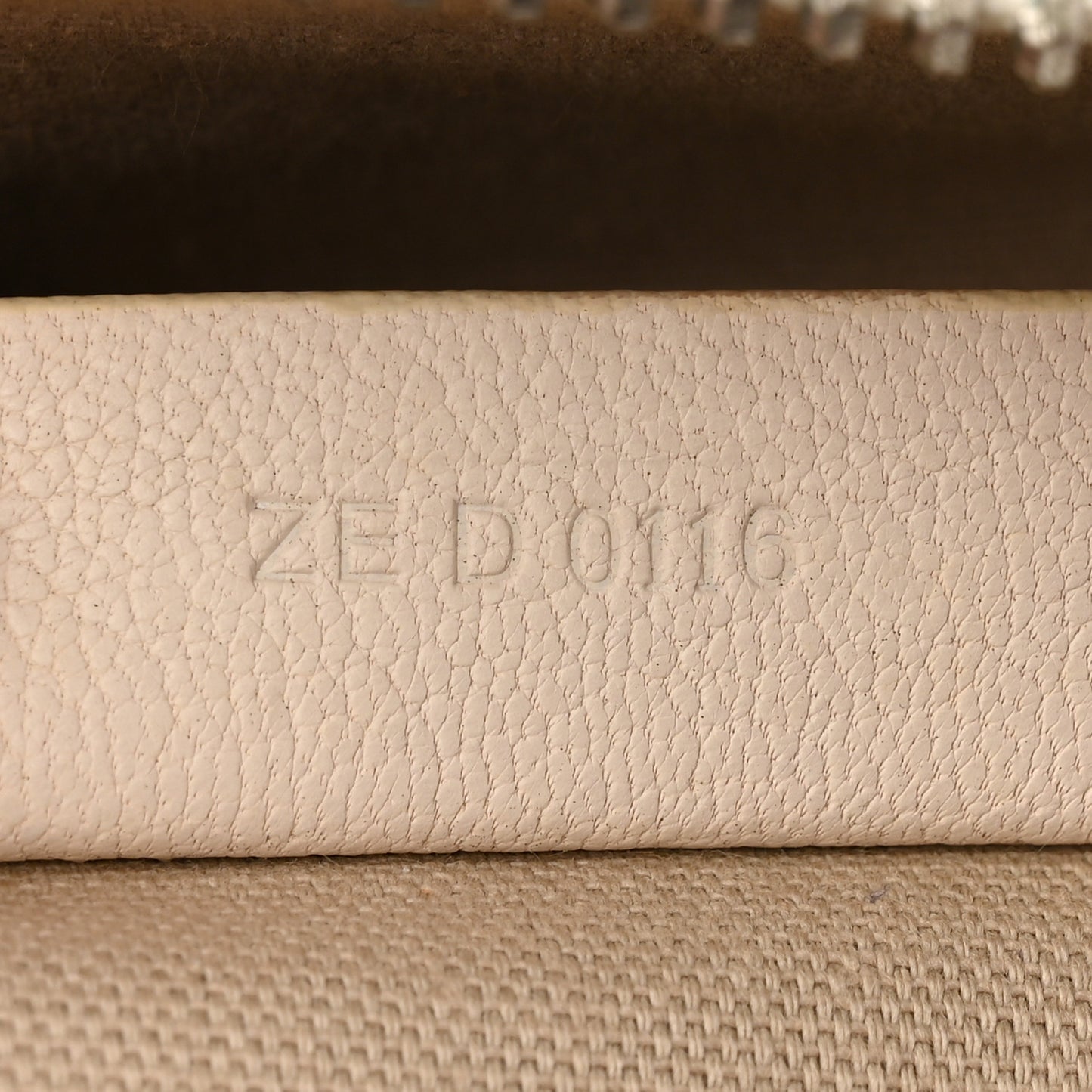 Sugar Goatskin Small Antigona Off White