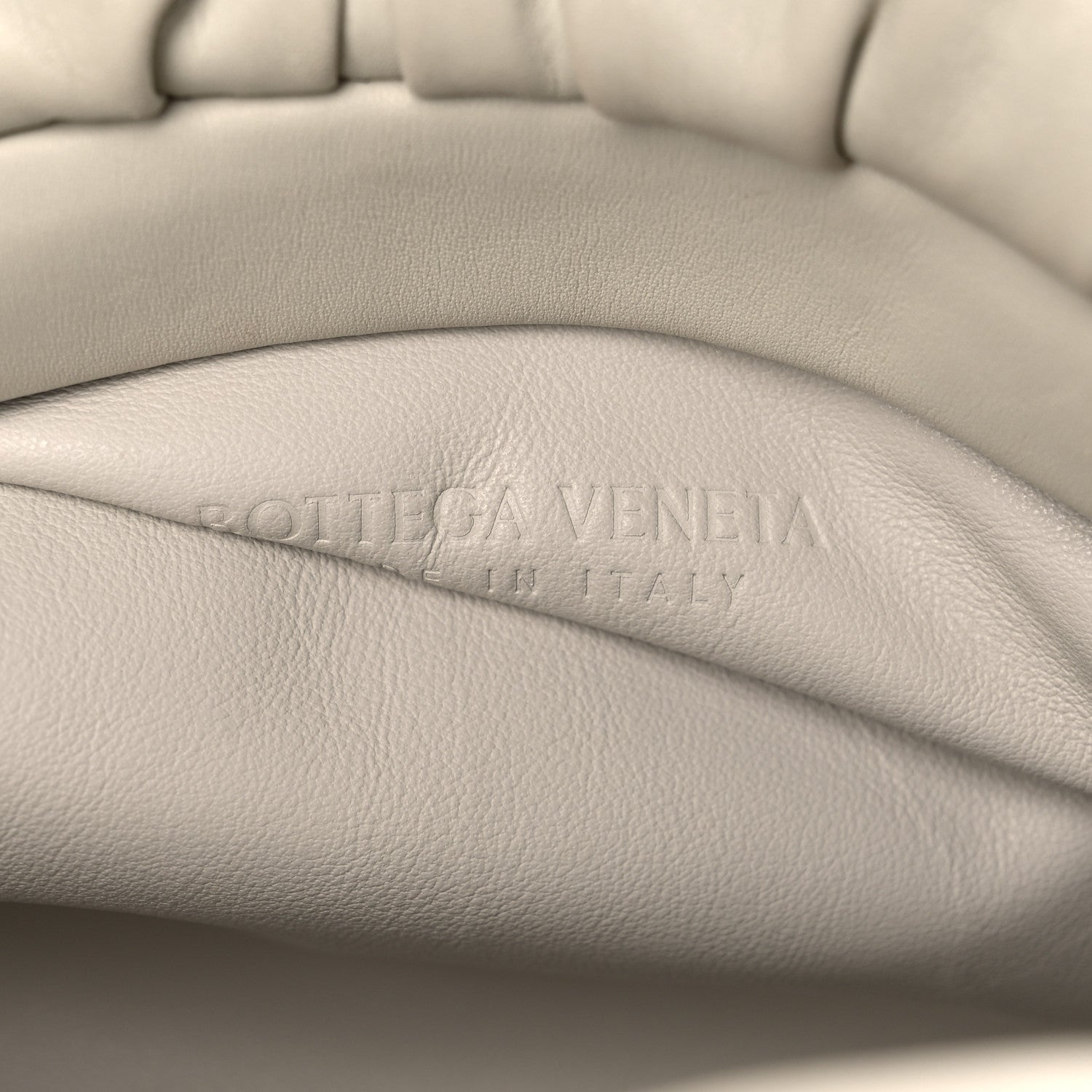 Bottega Veneta Calfskin The Pouch Chain Plaster 6 of 12