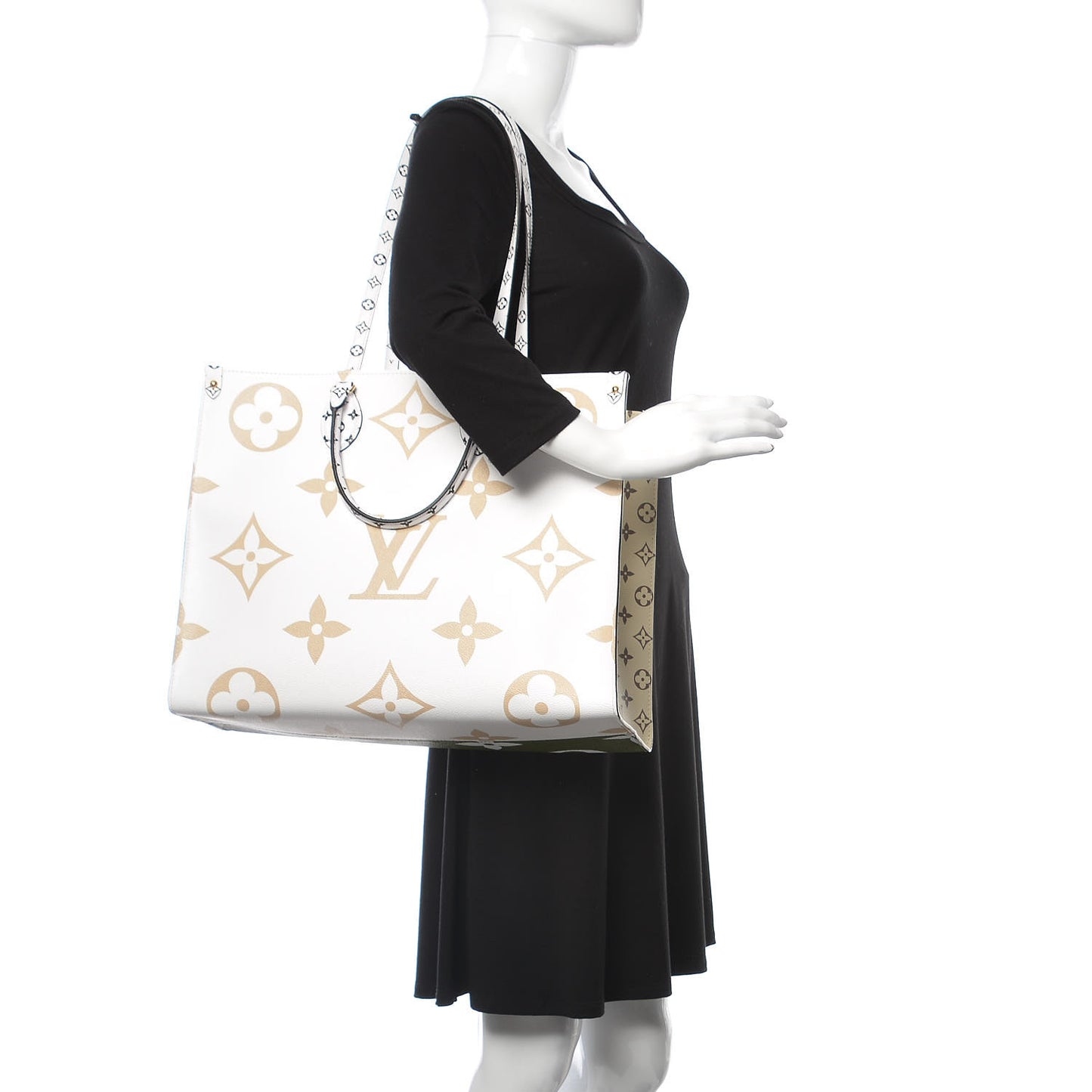 Monogram Giant Onthego GM Kaki Beige
