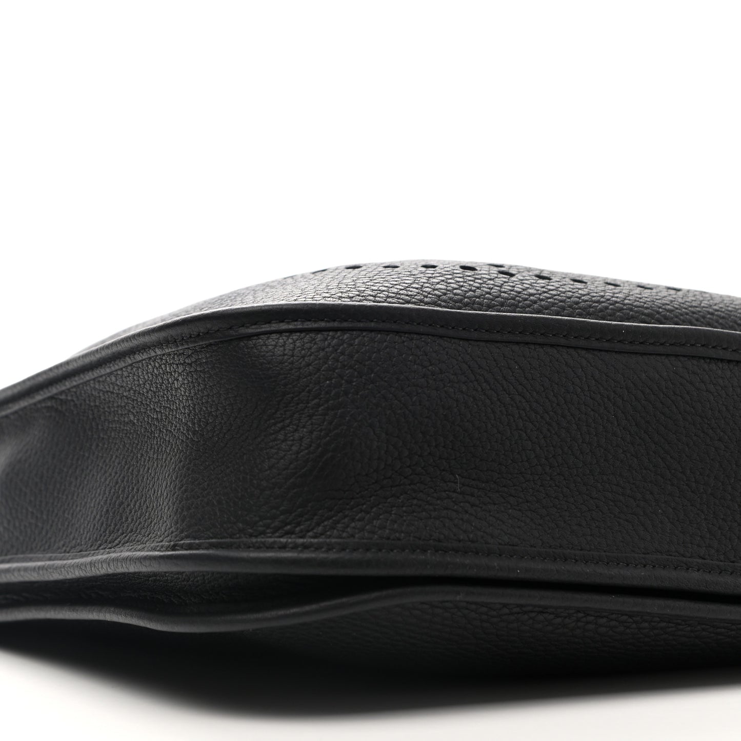 Taurillon Clemence Evelyne III PM Black