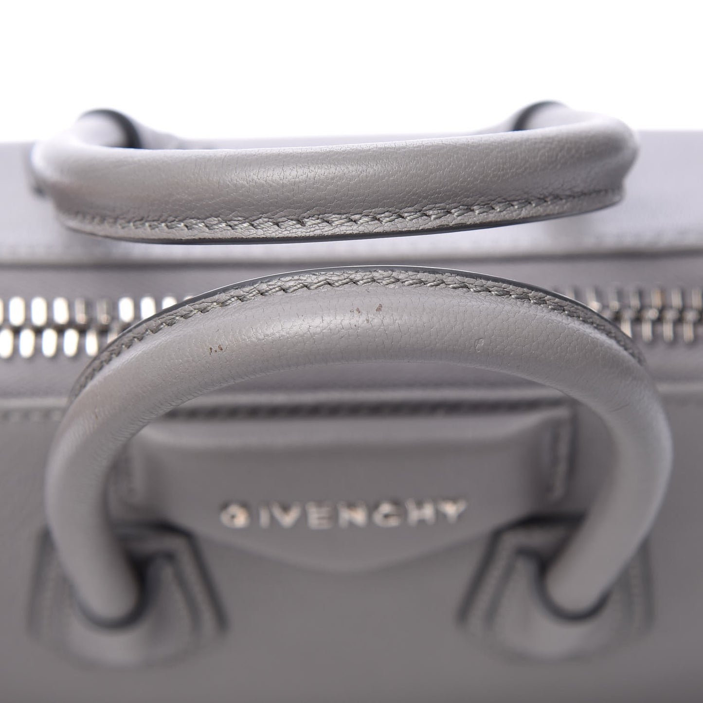 Sugar Goatskin Mini Antigona Pearl Grey