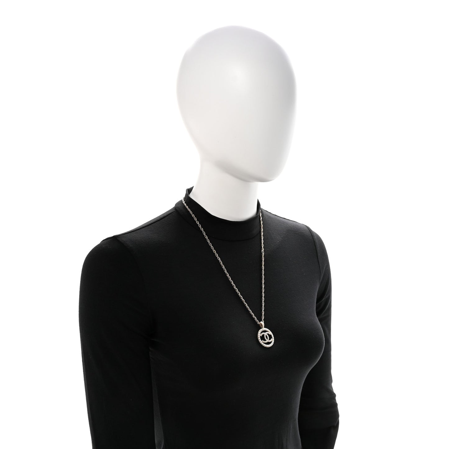 Pearl CC Round Pendant Necklace Gold