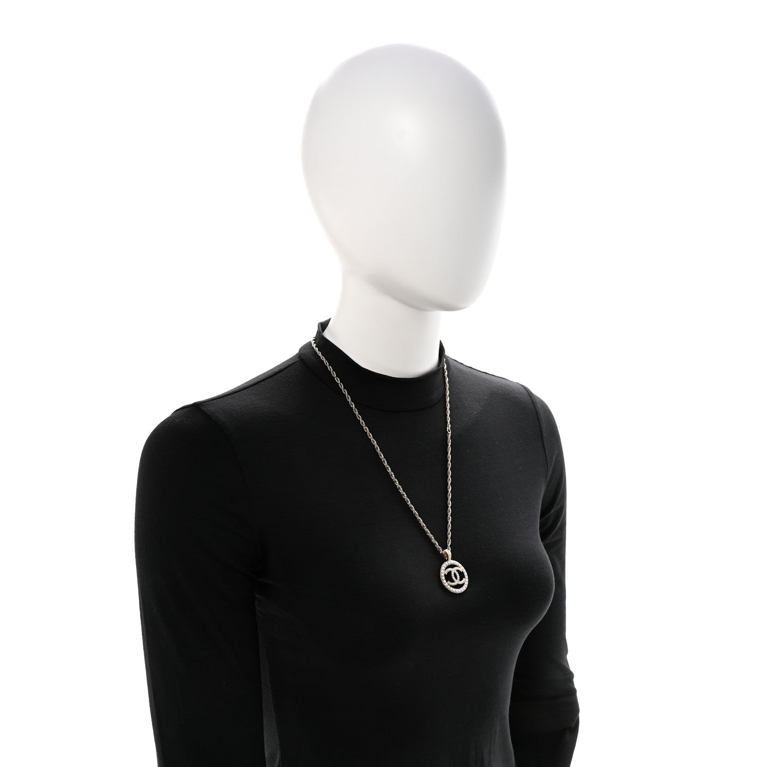 Chanel Pearl CC Round Pendant Necklace Gold 2 of 7