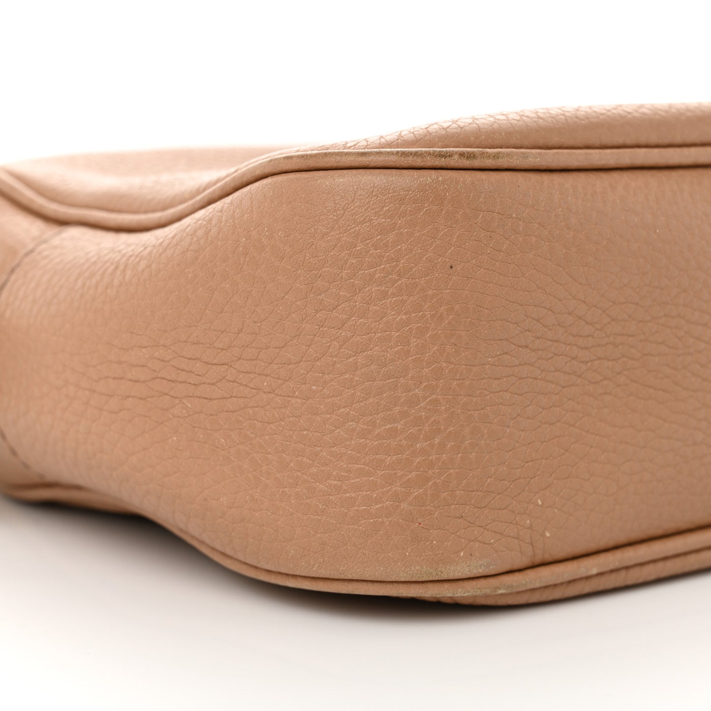 Pebbled Calfskin Small Soho Disco Bag Camelia