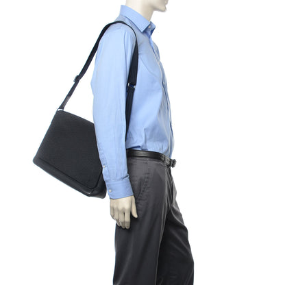 Louis Vuitton Taiga Roman MM Messenger Boreal 2 of 8