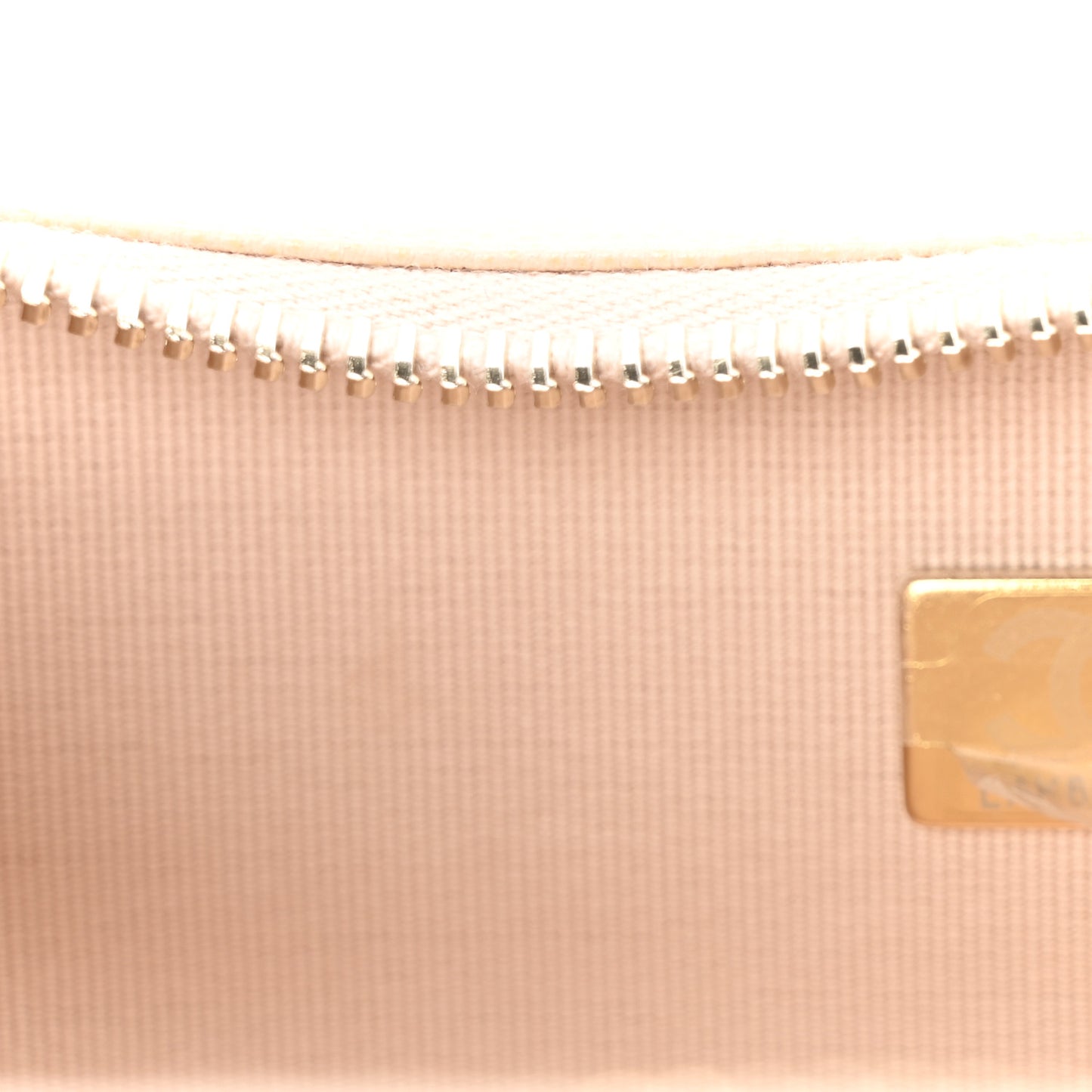 Caviar Quilted Large Like A Wallet Flap Light Beige