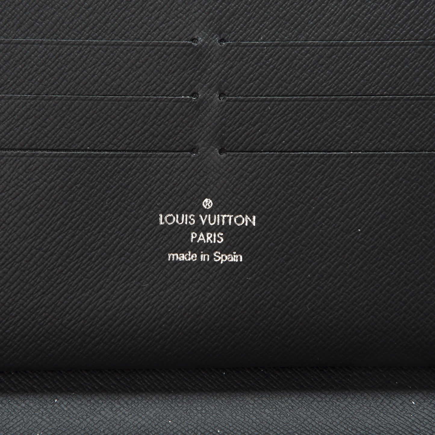 Damier Graphite Zippy Organizer Wallet