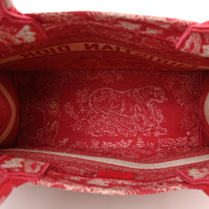 Christian Dior Canvas Embroidered Medium Dioriviera Toile De Jouy Book Tote Raspberry 4 of 6