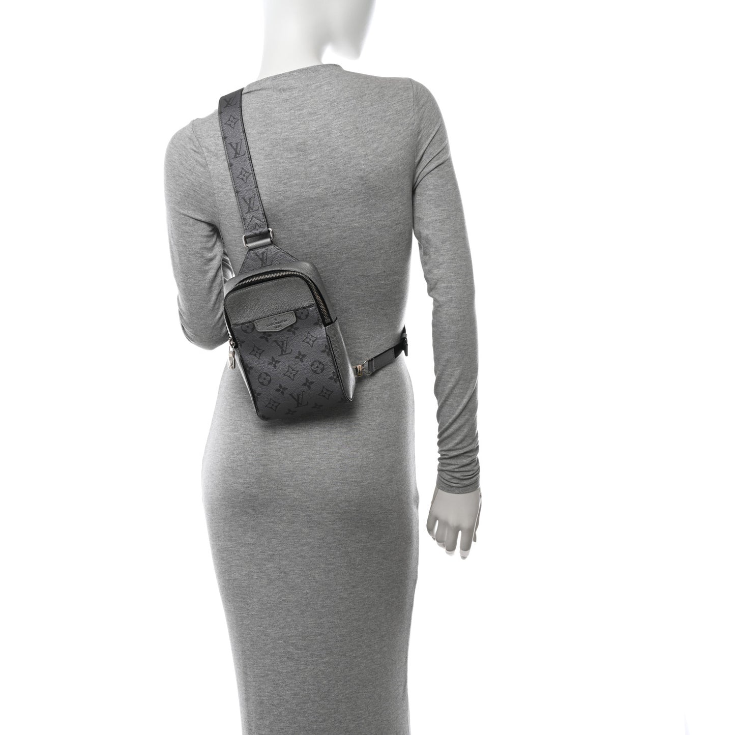 Taigarama Outdoor Slingbag Gunmetal Silver