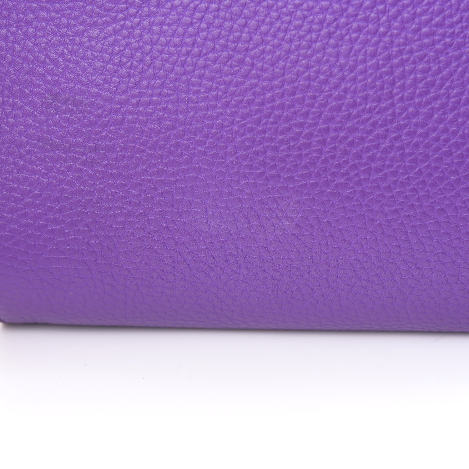 Gucci Pebbled Calfskin Medium Soho Clutch Shine Purple 9 of 11