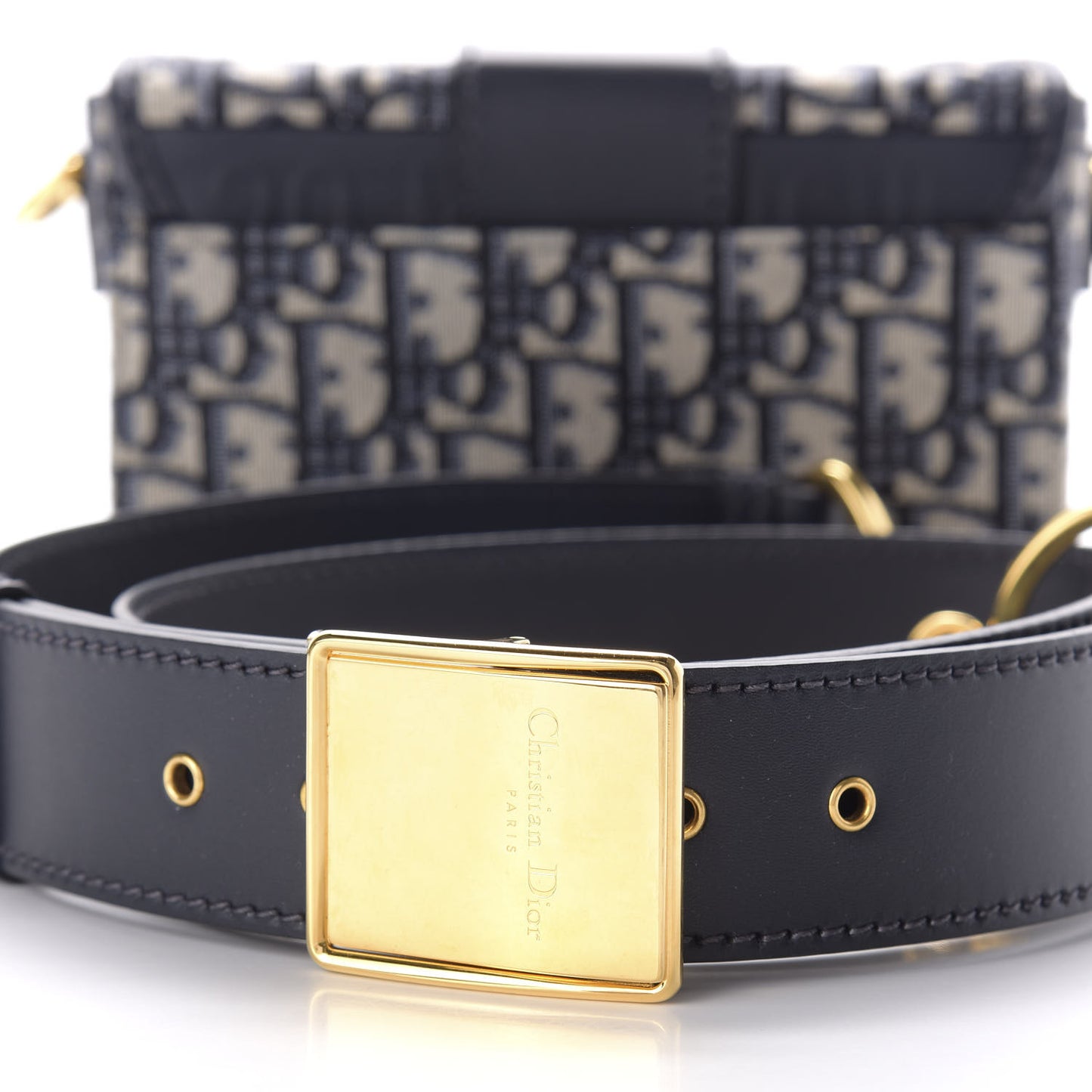 Oblique 30 Montaigne Box Bag Blue