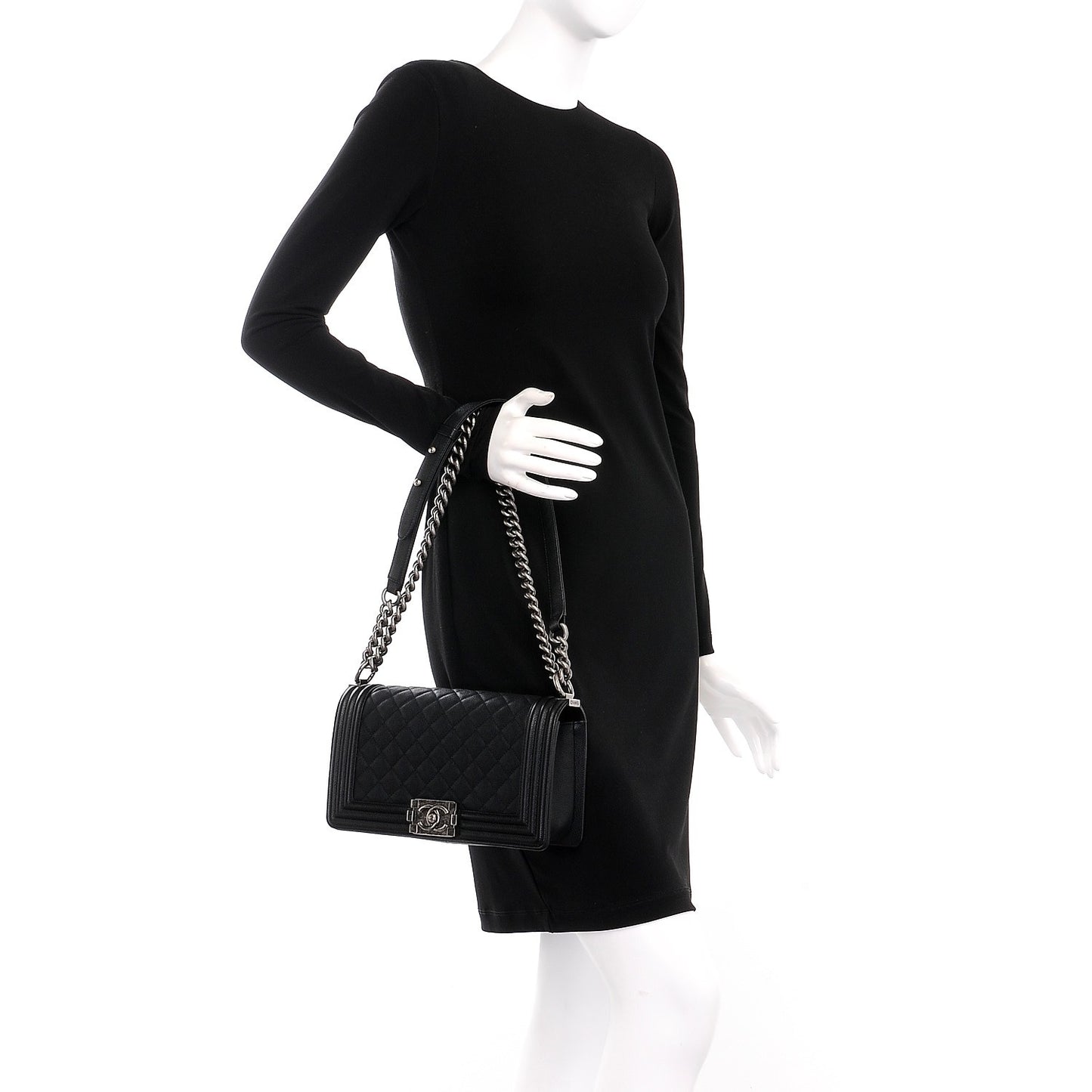 Caviar Quilted Medium Boy Flap Black