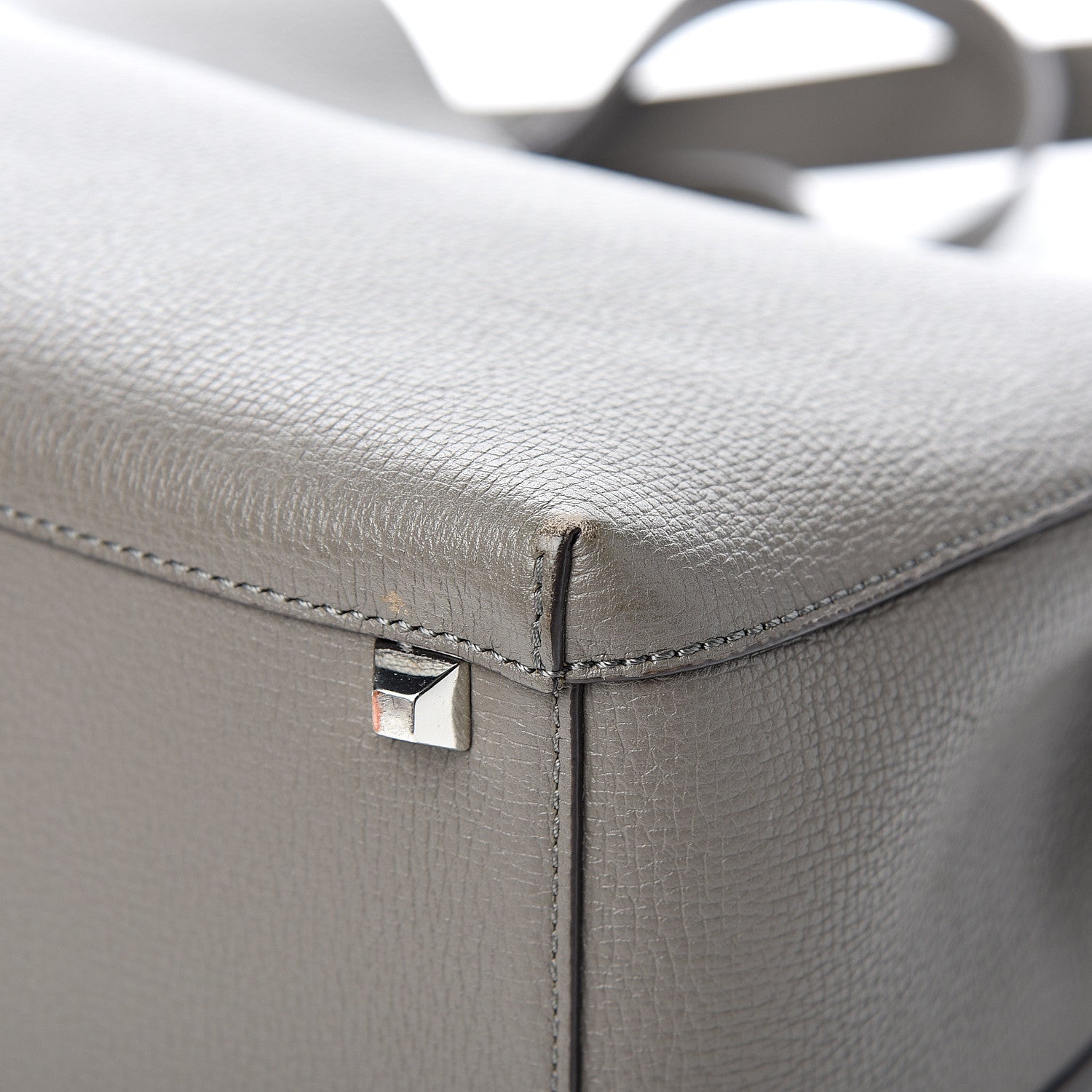 MCM Grained Calfskin Sarah Medium Visetos Hobo Grey 9 of 12