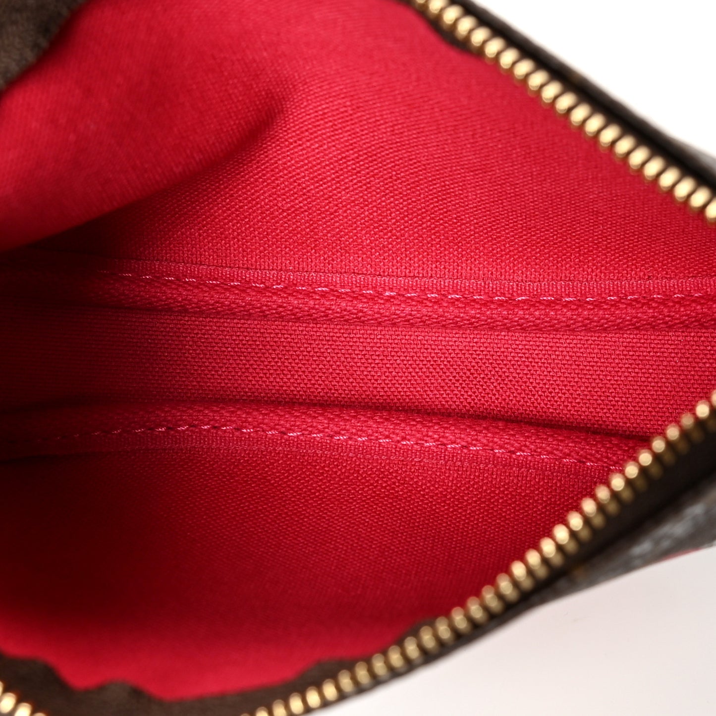 Monogram 2019 Christmas Animation Mini Courchevel Pochette Accessories Fuchsia