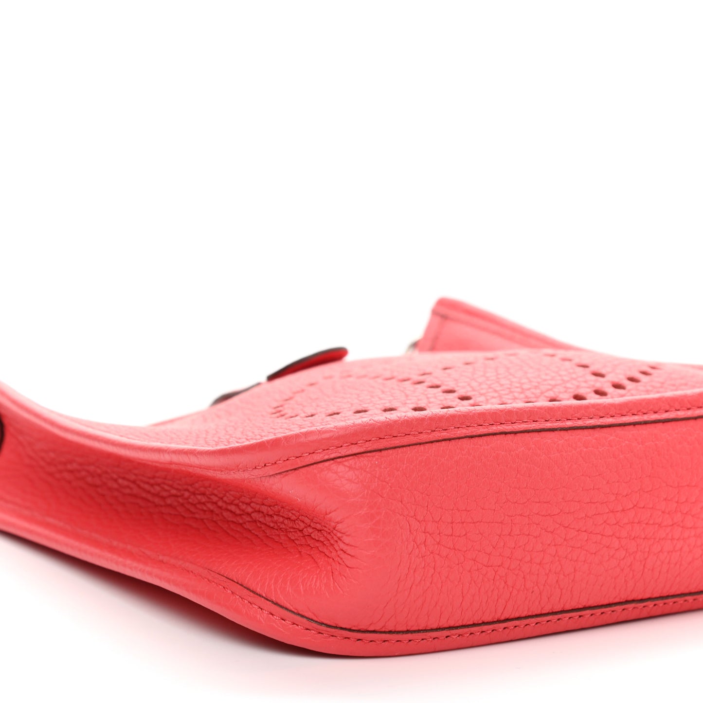 Taurillon Clemence Evelyne TPM Rouge Pivoine