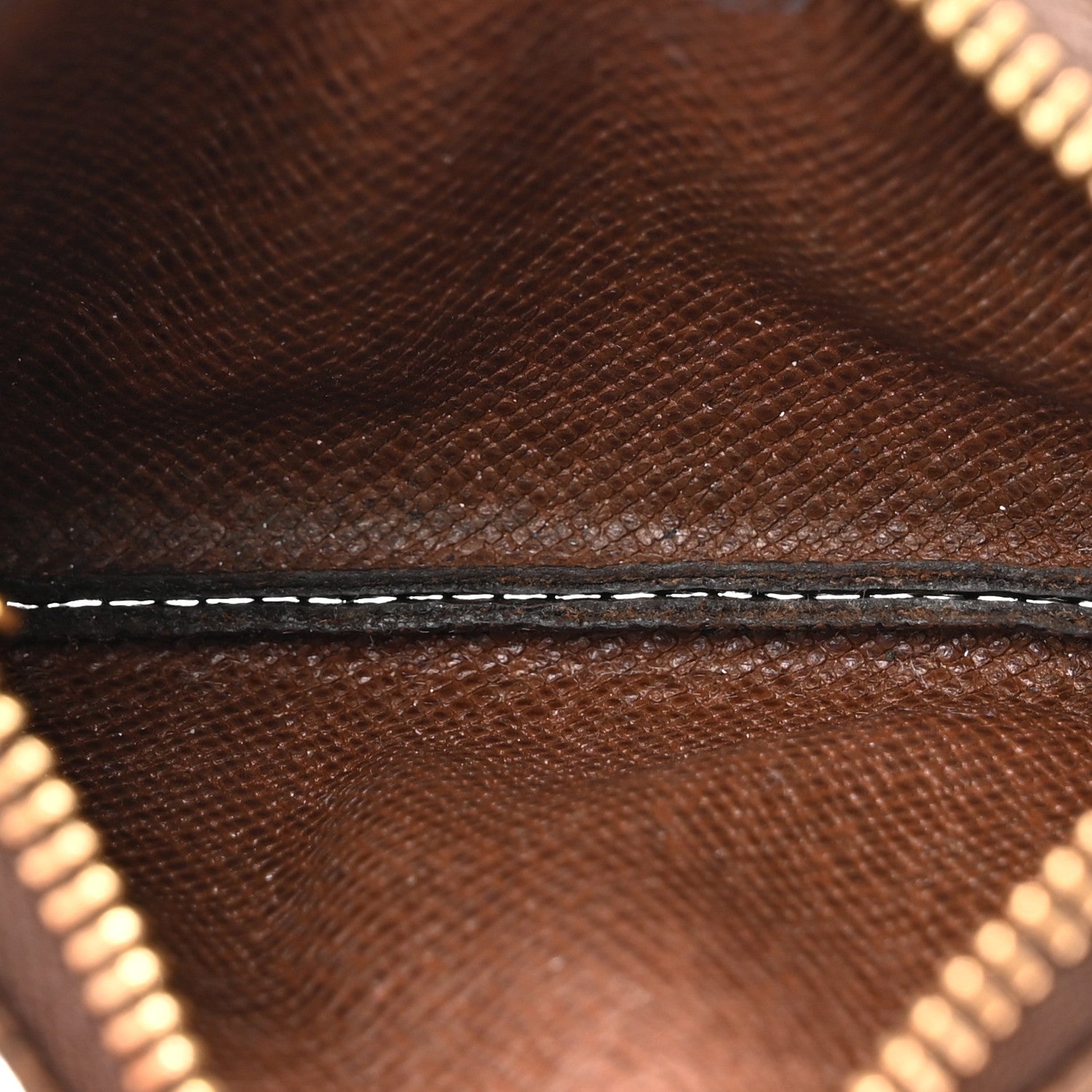 Louis Vuitton Monogram Key Pouch 5 of 6