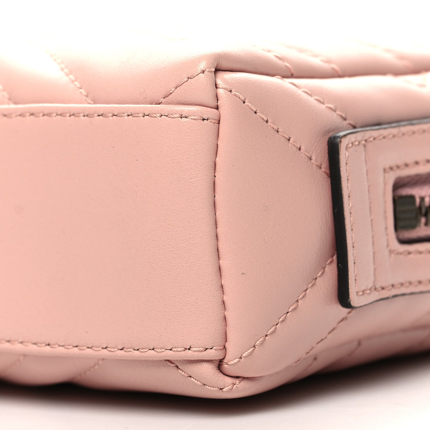 Calfskin Matelasse GG Marmont Cosmetic Case Perfect Pink