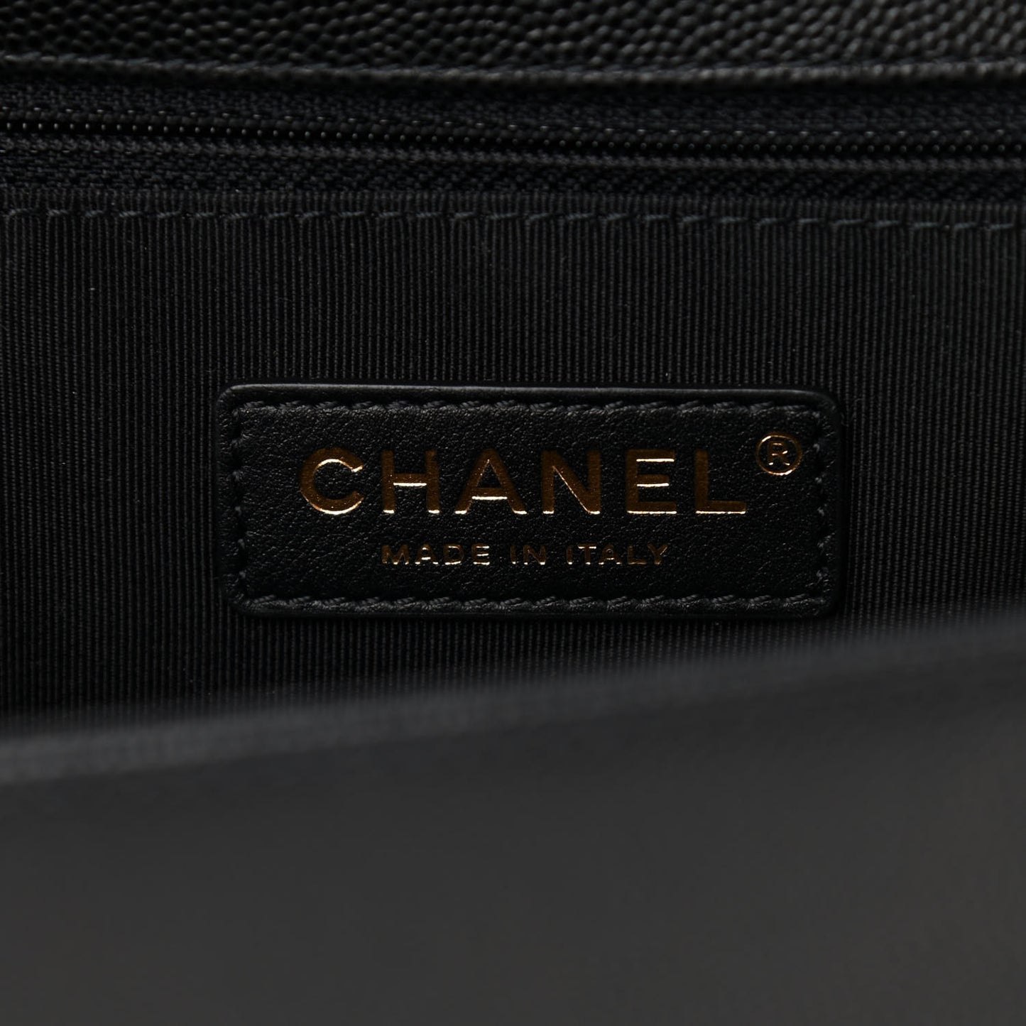 Caviar Quilted New Medium Boy Flap Black