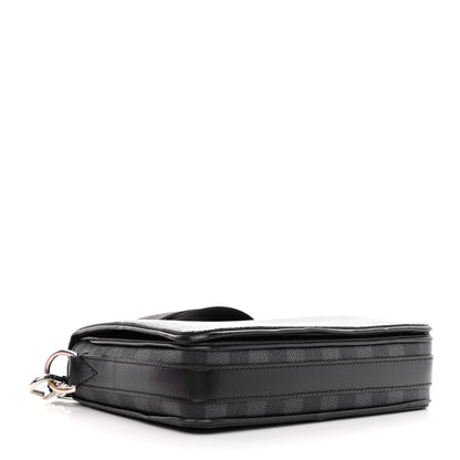 Louis Vuitton Damier Graphite 3D Studio Messenger 4 of 10