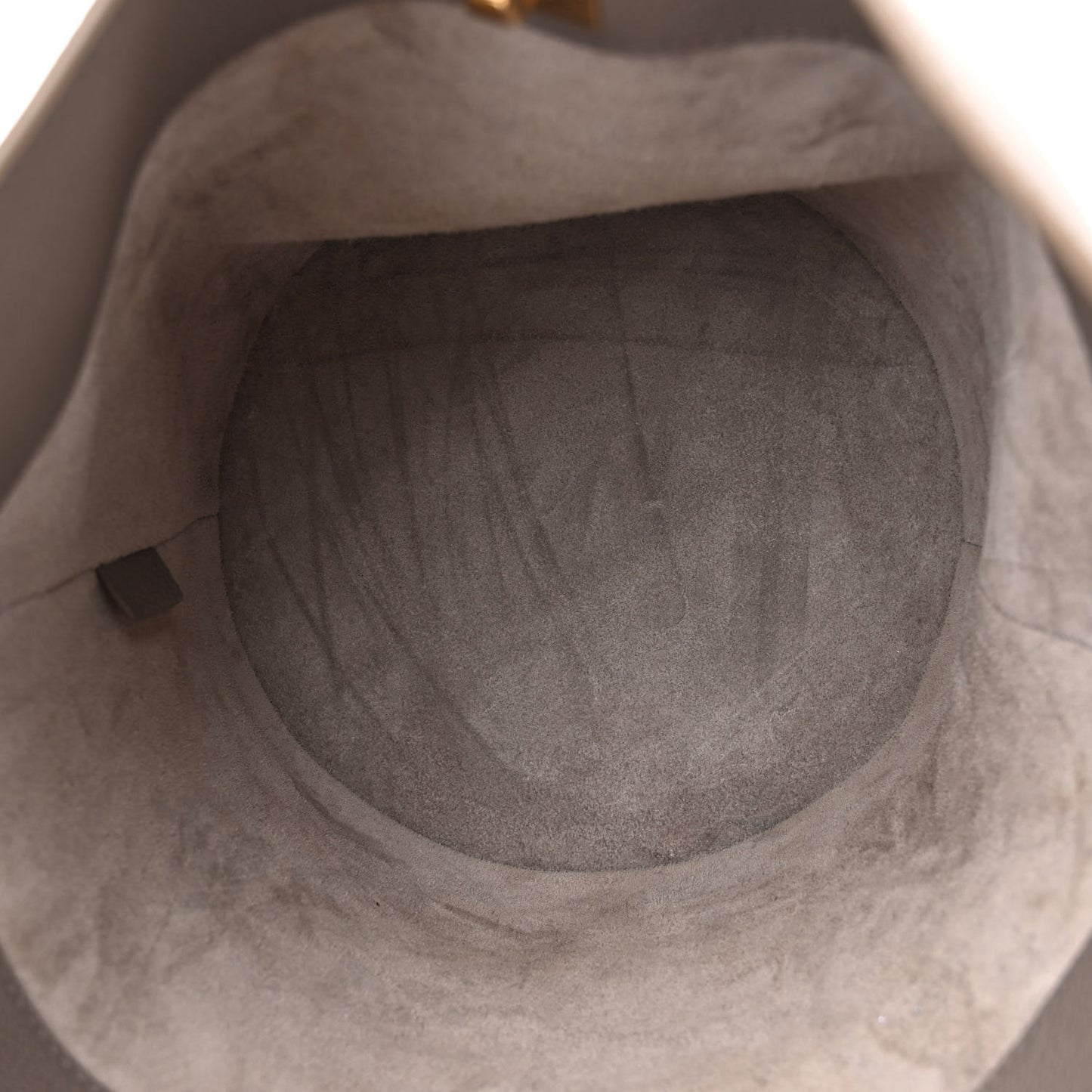 Supple Grained Calfskin Bucket 16 Bag Pebble