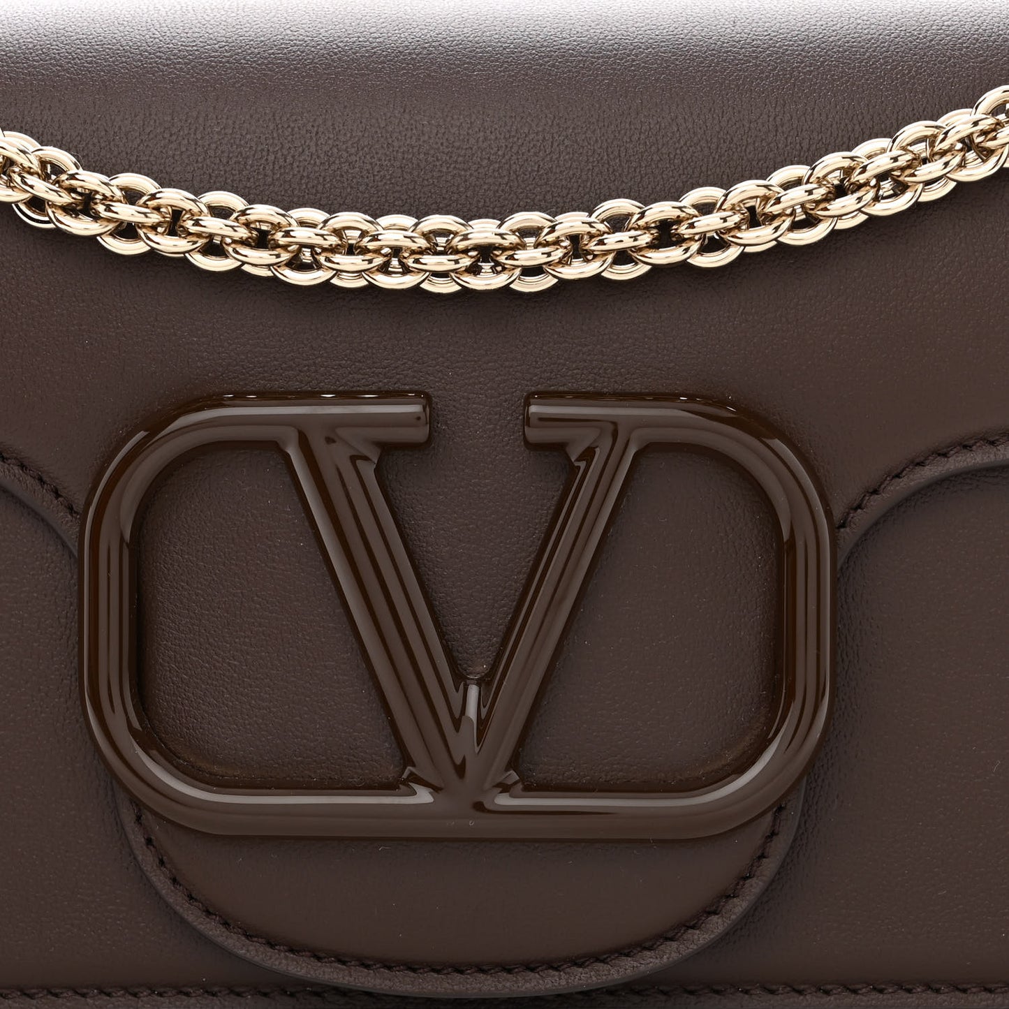 Calfskin Enamel Vlogo Loco Shoulder Bag Fondant