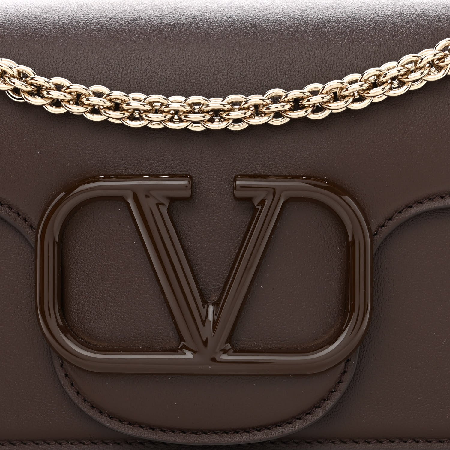 Valentino Garavani Calfskin Enamel Vlogo Loco Shoulder Bag Fondant 8 of 10