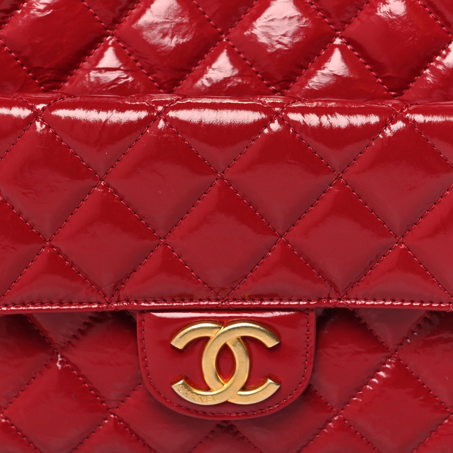 Shiny Crumpled Calfskin Quilted Wavy CC Hobo Red