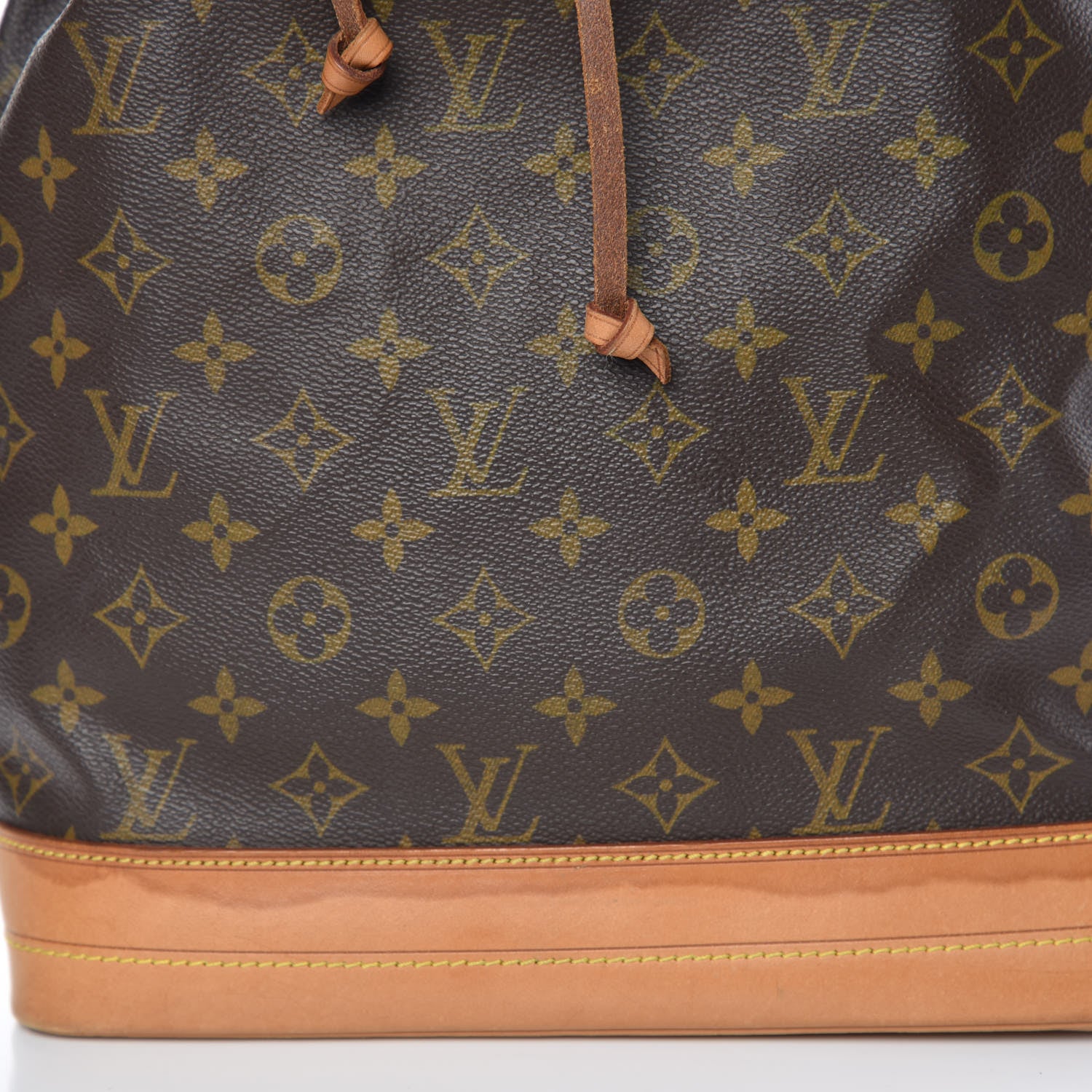 Louis Vuitton Monogram Noe 11 of 15