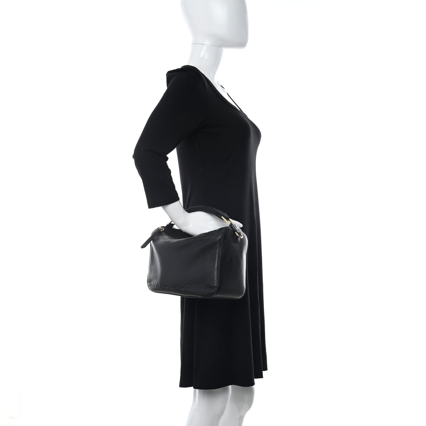 Calfskin Soft Box 23 Shoulder Bag Black