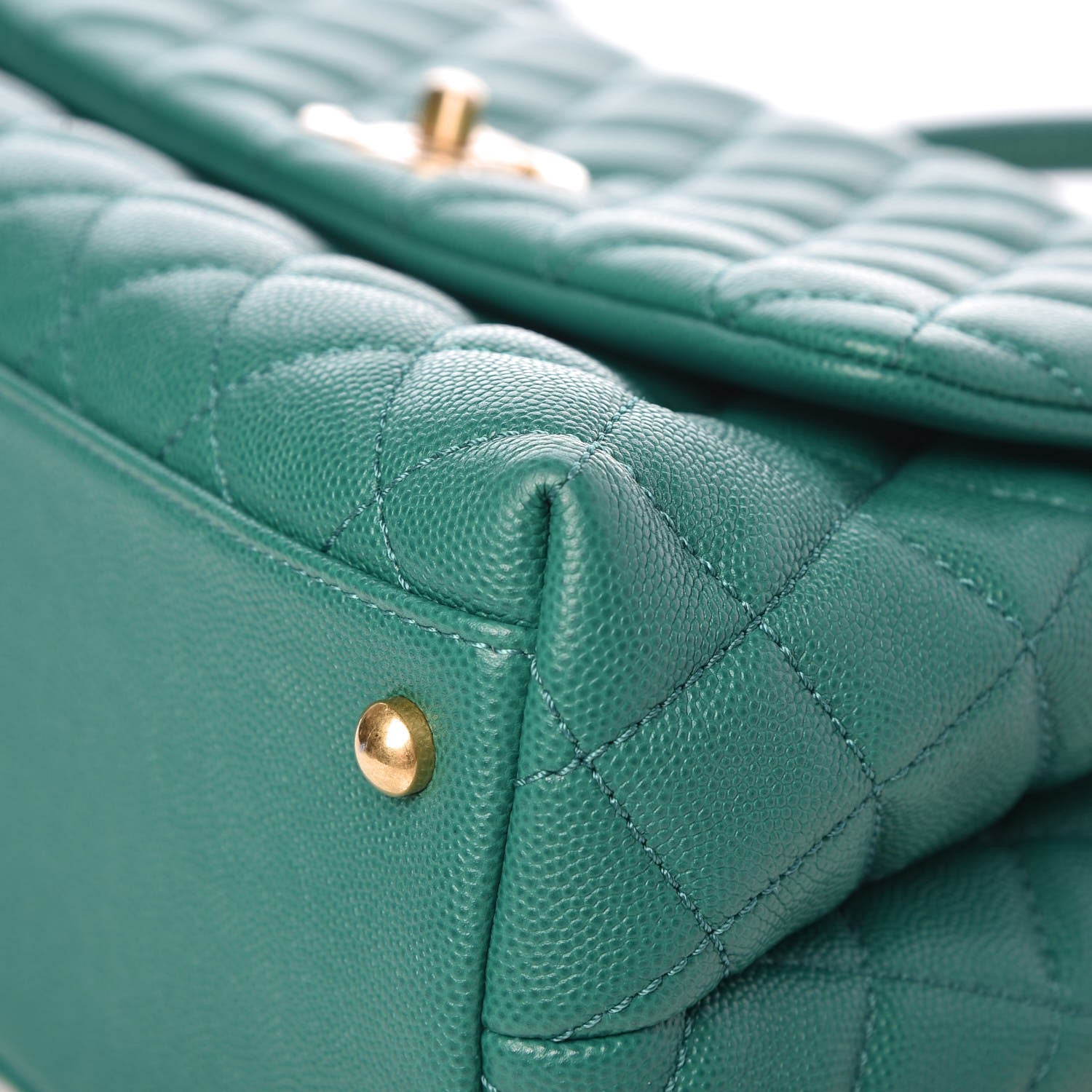 Chanel Caviar Quilted Small Coco Handle Flap Green 17 of 26