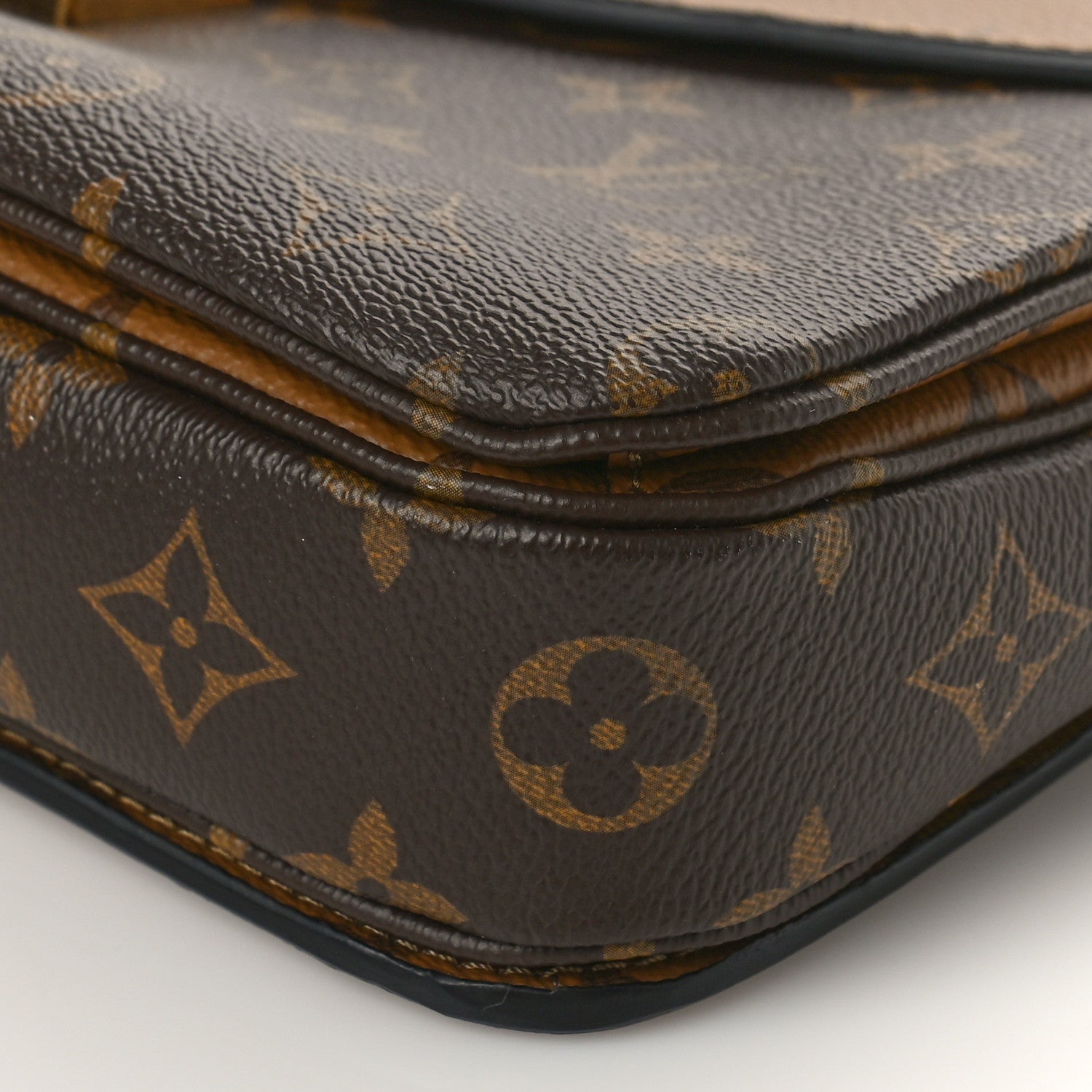 Louis Vuitton Reverse Monogram Pochette Metis 9 of 9