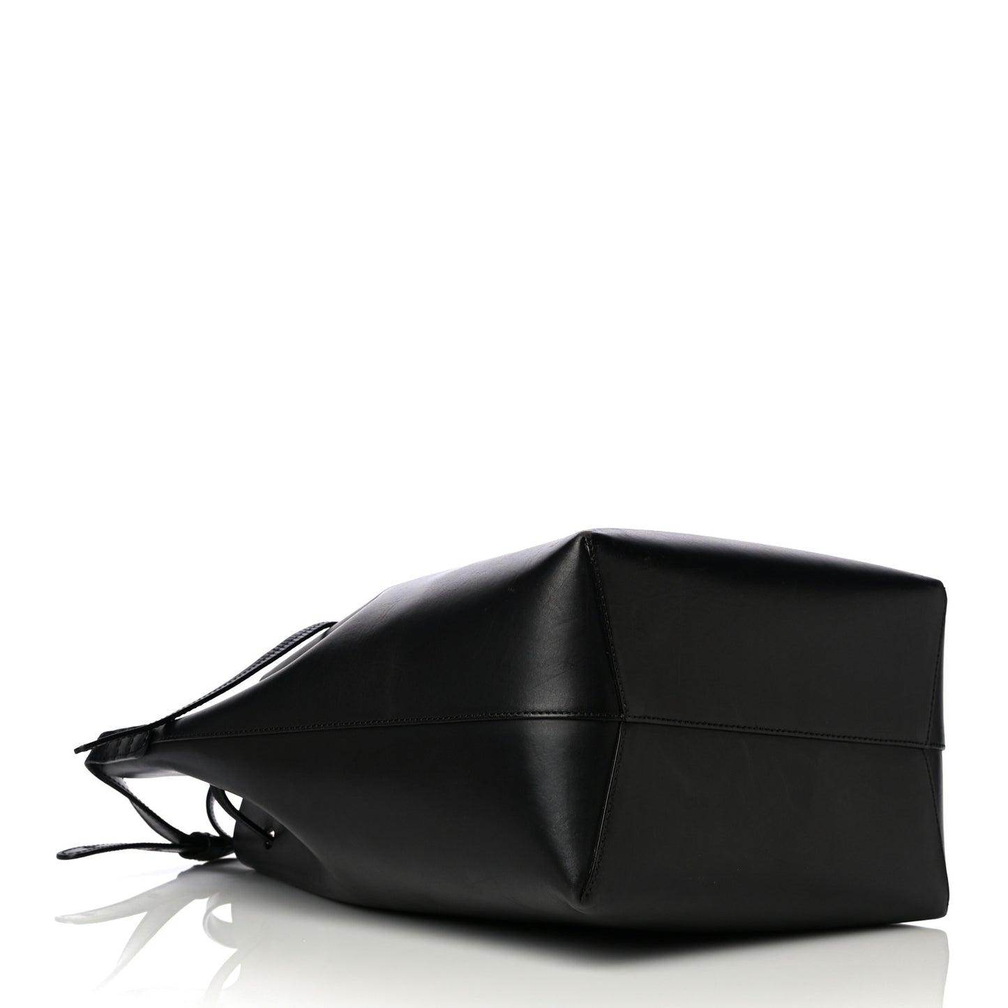 Vegetable Tanned Calfskin Bucket Bag Black Ballerina